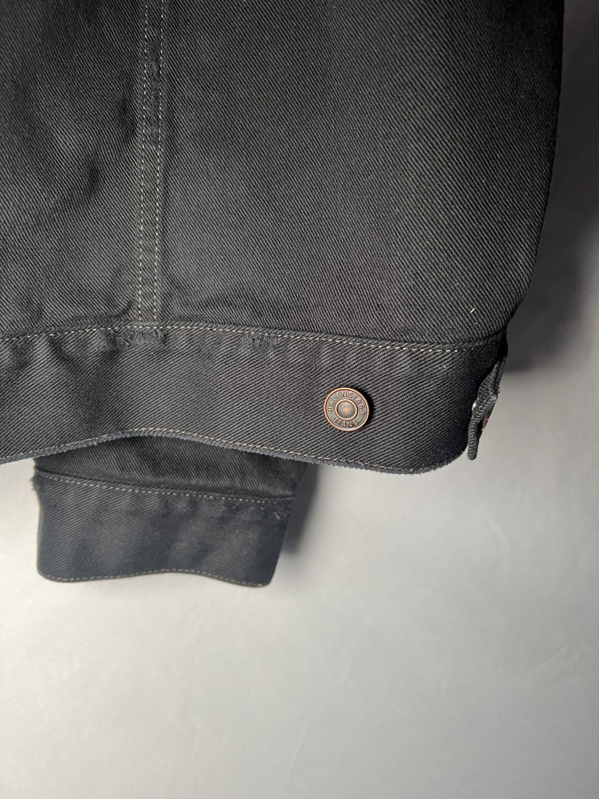 Balenciaga Balenciaga AW22 Distressed Pullover Denim Hoodie Size US M / EU 48-50 / 2 - 8 Thumbnail