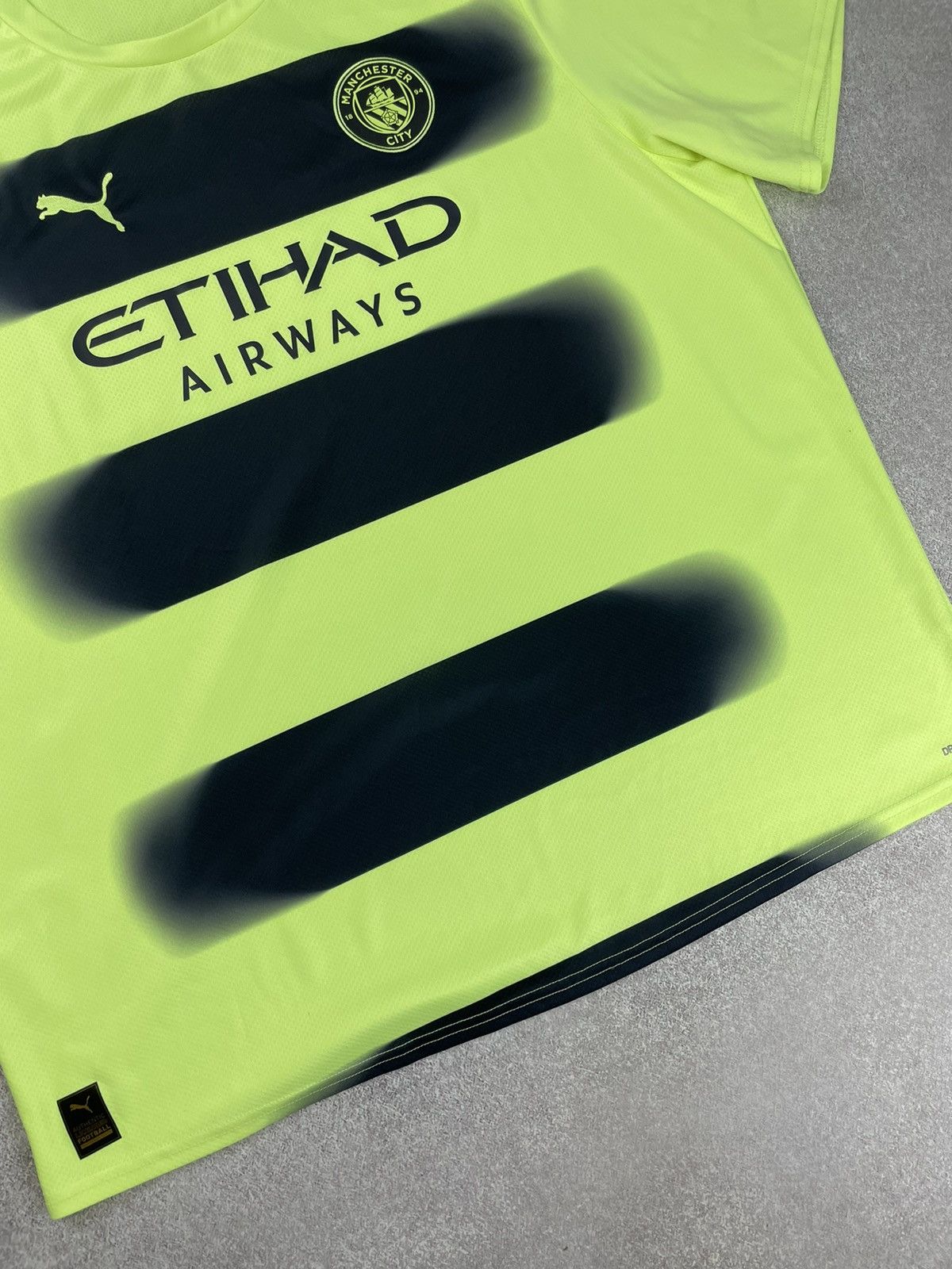 Puma Manchester City Football Shirt Soccer Jersey Y2k Size US XXL / EU 58 / 5 - 3 Thumbnail