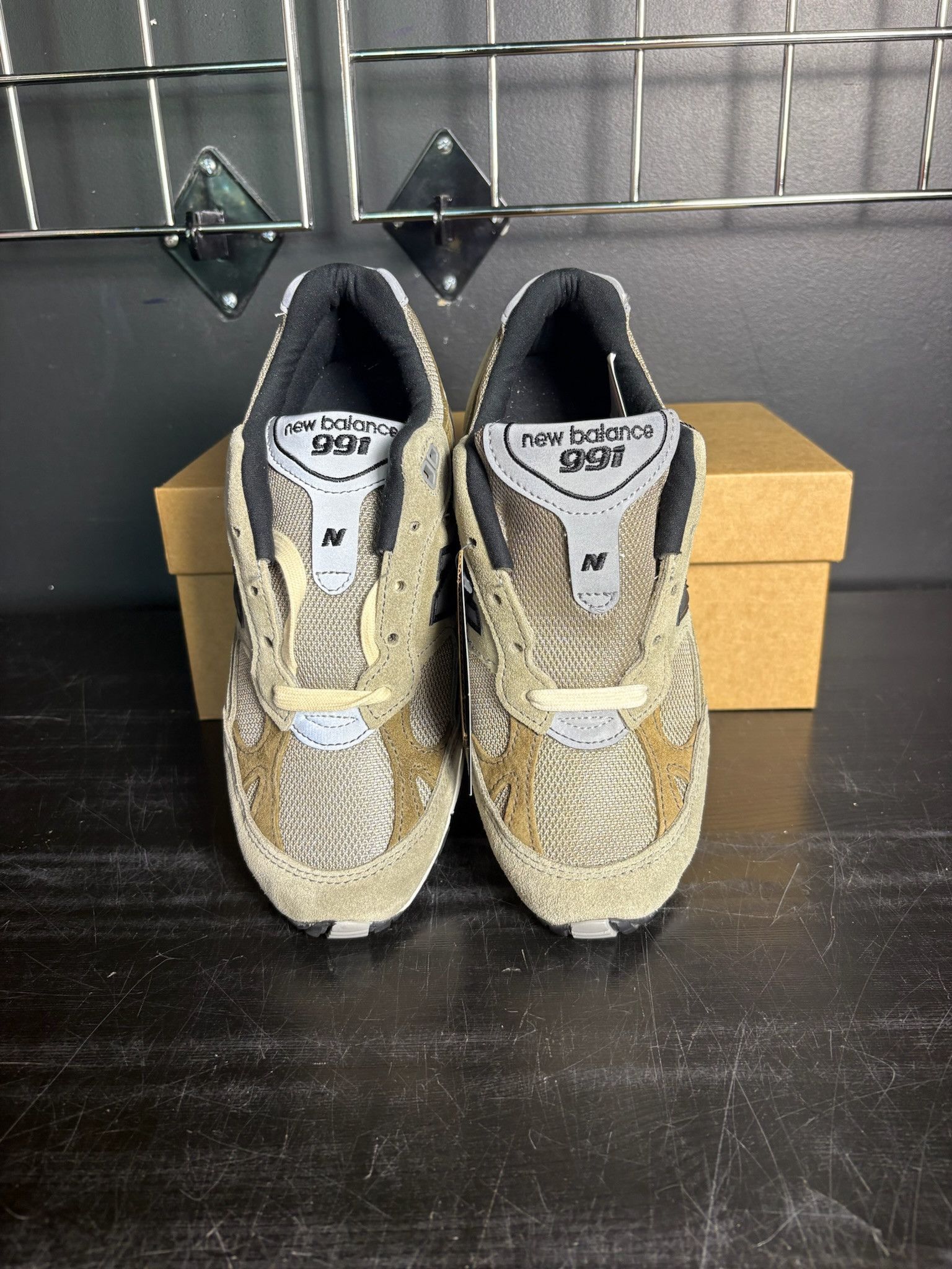 New Balance New Balance 991 MiUK x JJJJound "Grey Olive" (WMNS) Size US 6 / IT 36 - 3 Thumbnail