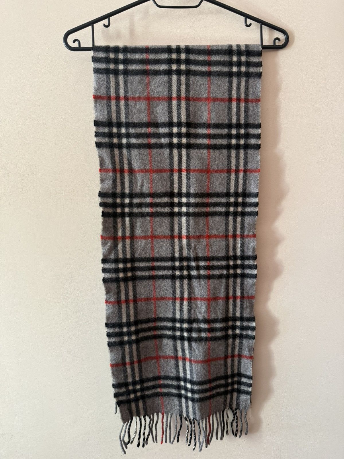 Burberry Vintage Cashmere Scarf Burberry’s OS Gray Chekered Luxury Size ONE SIZE - 4 Thumbnail