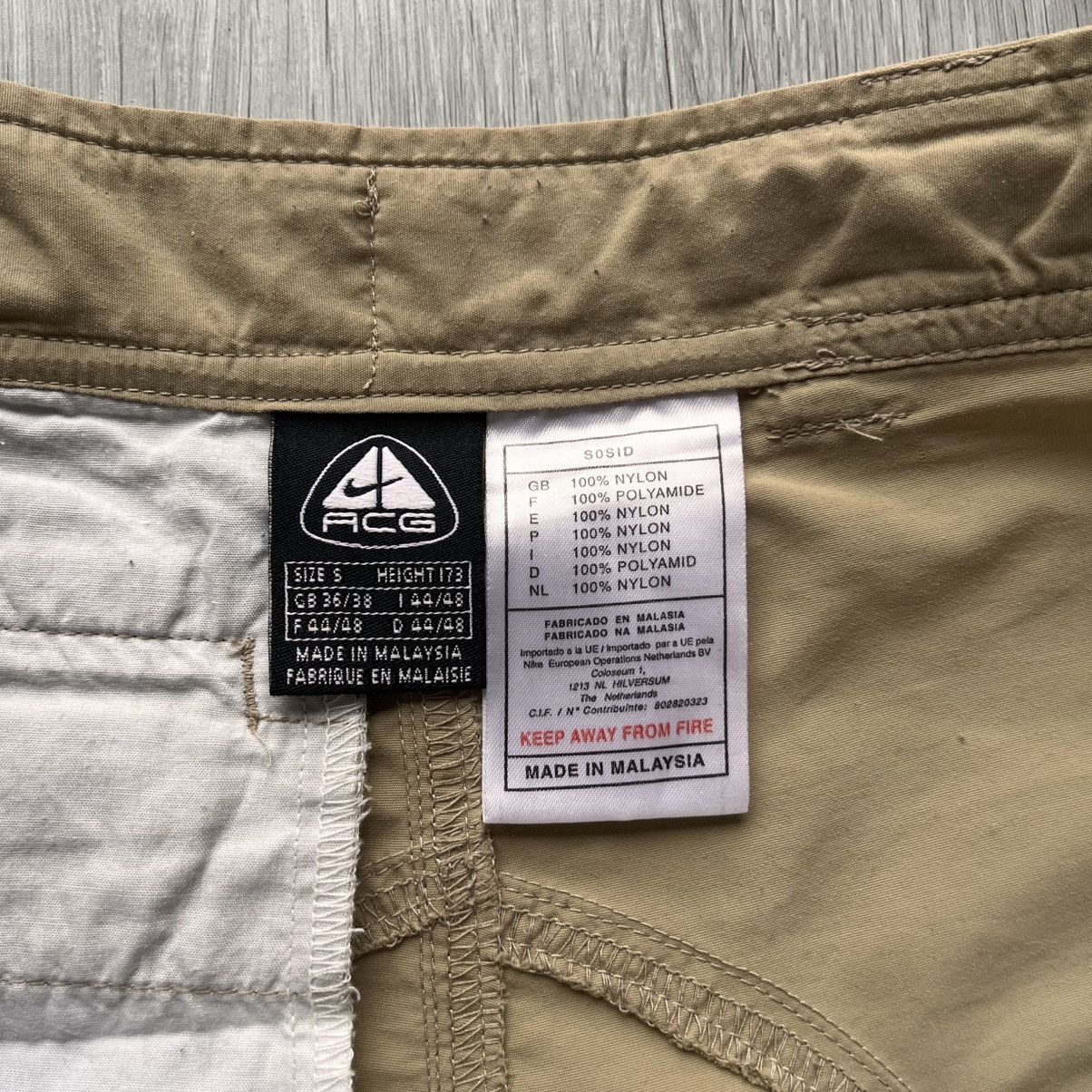 Nike ACG Nike ACG Vintage 90s Cargo Shorts Size US 34 / EU 50 - 4 Thumbnail