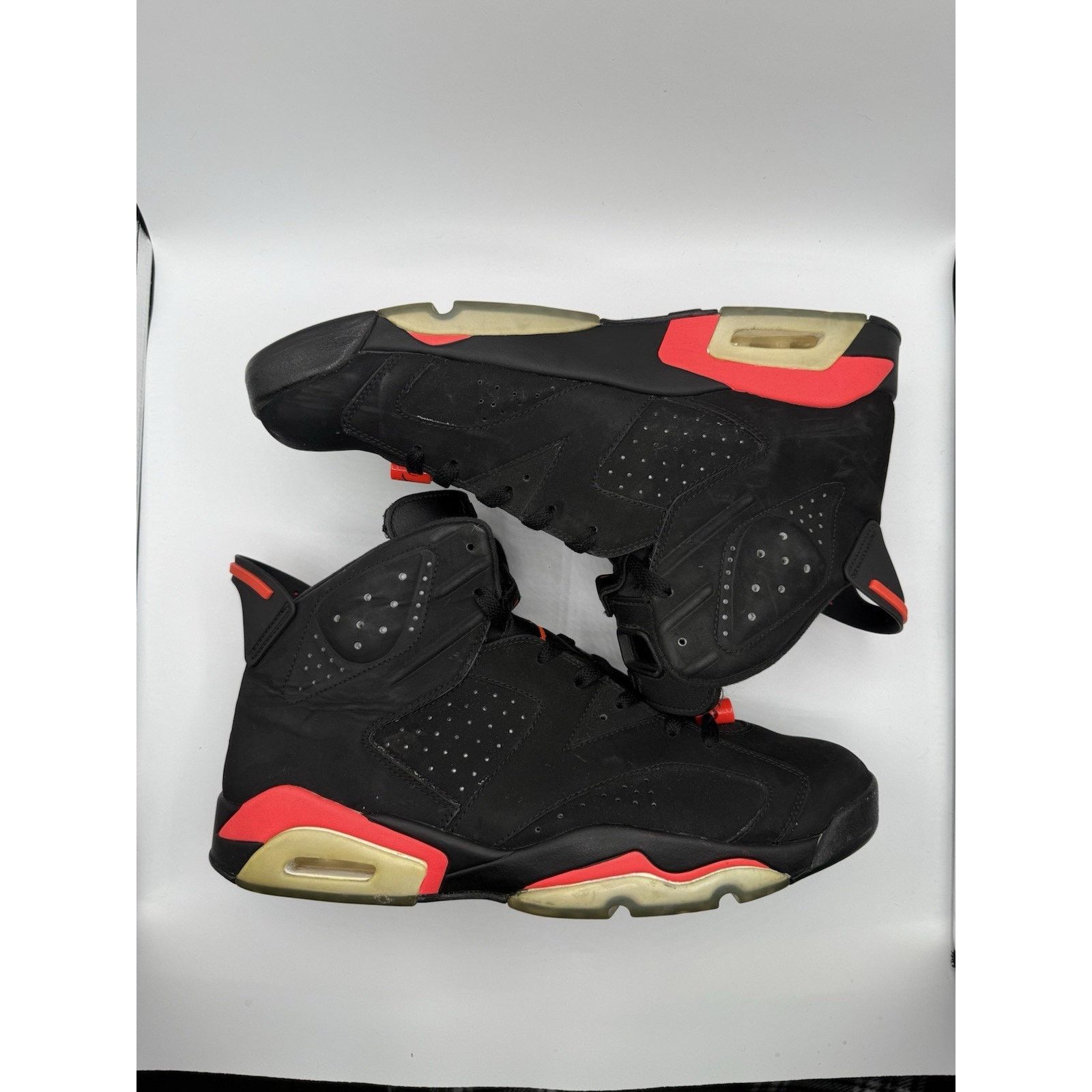 Jordan Brand Size 13 - Jordan 6 Retro Infrared Black 2014 (384664-023) Size US 13 / EU 46 - 1 Thumbnail