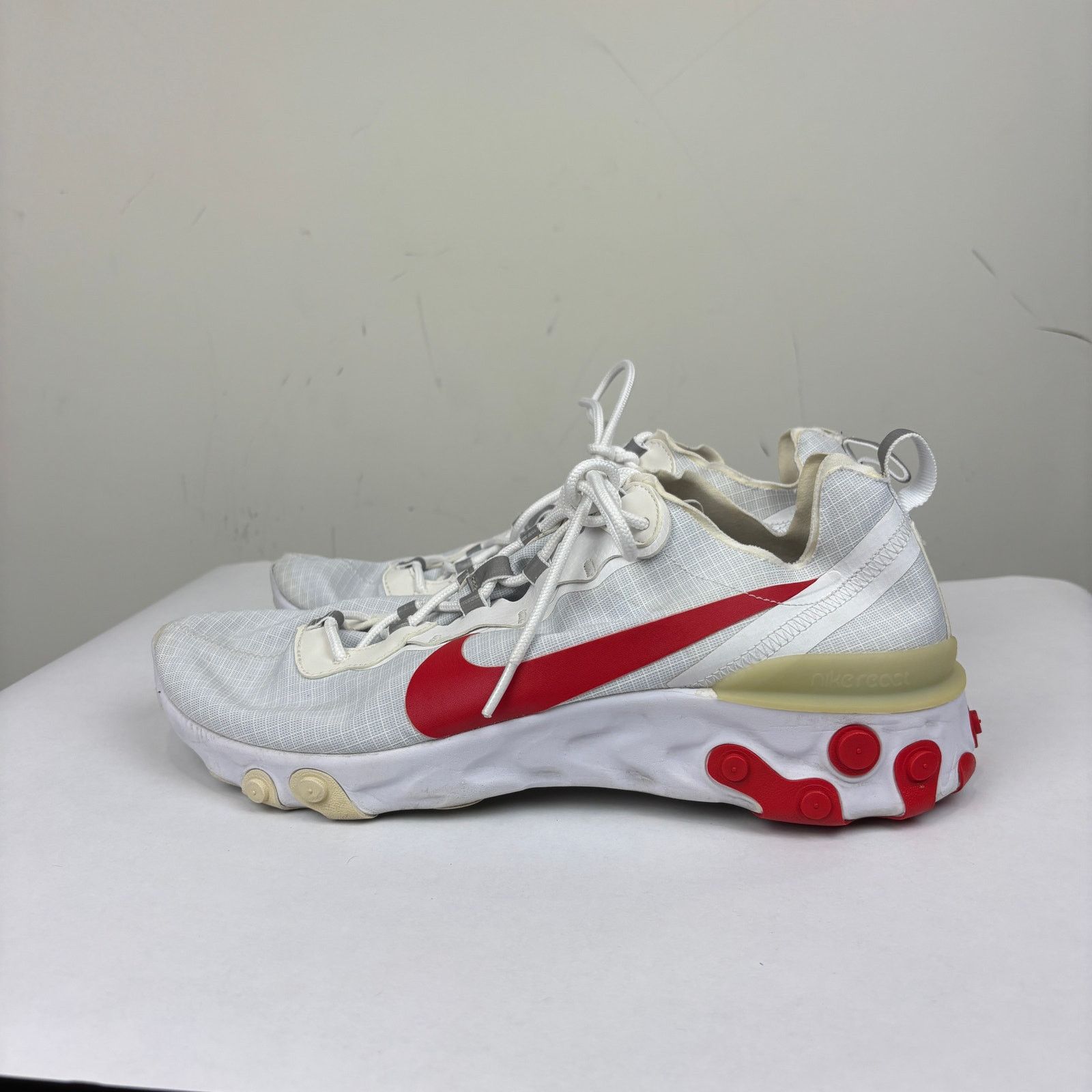 Nike Nike React Element 55 White Red Sneakers Shoes Men's 13 Run Size US 13 / EU 46 - 4 Thumbnail
