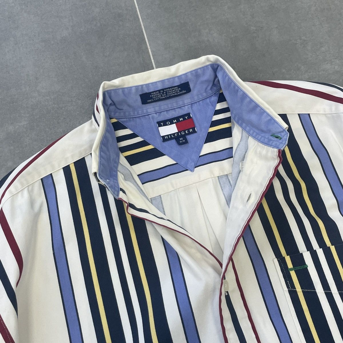 Tommy Hilfiger × Vintage Vintage Tommy Hilfiger Button Shirt Size M Size US M / EU 48-50 / 2 - 8 Thumbnail