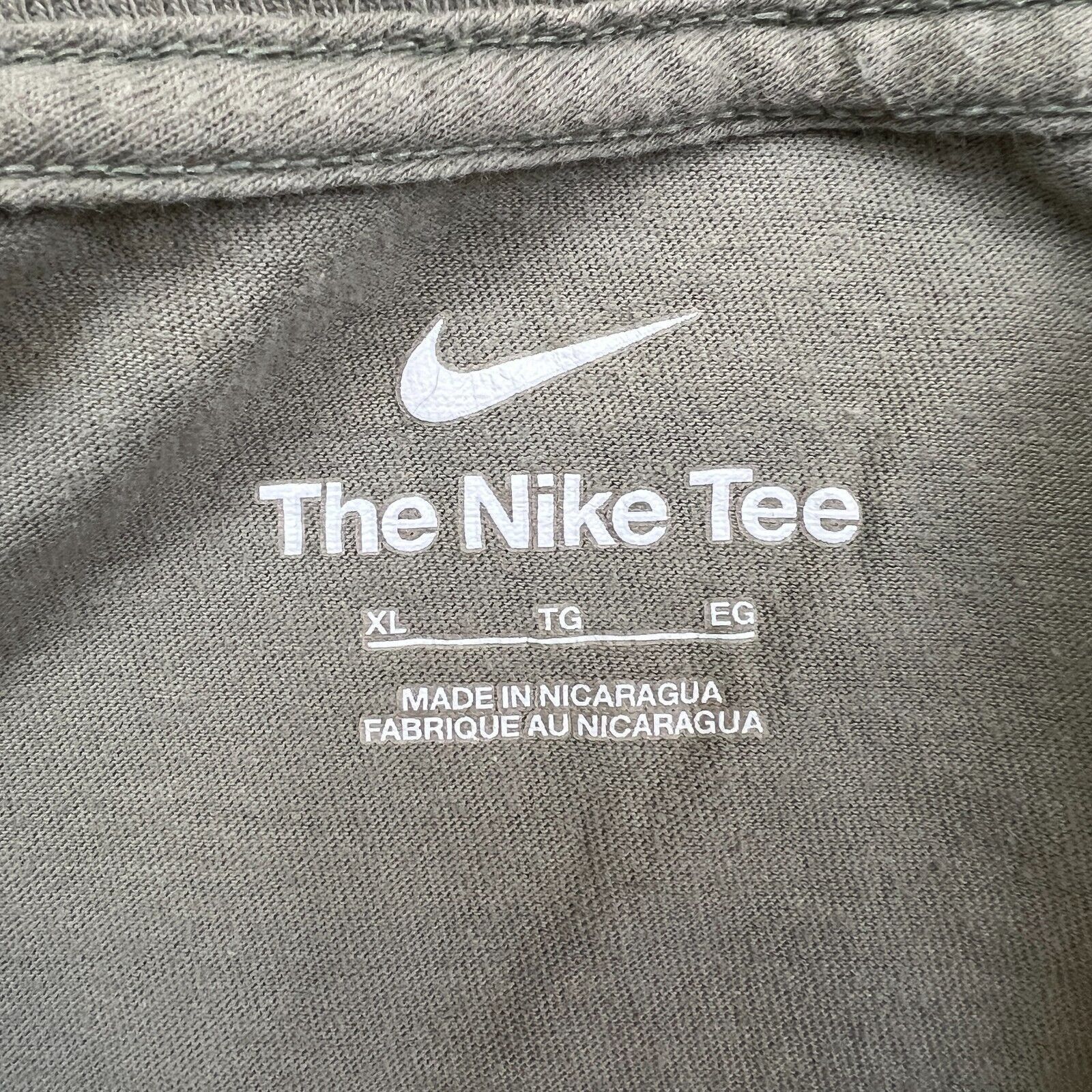 Nike × Vintage Nike Sportswear T Shirt XL Swoosh Graphic Short Sleeve Tee Size US XL / EU 56 / 4 - 5 Thumbnail