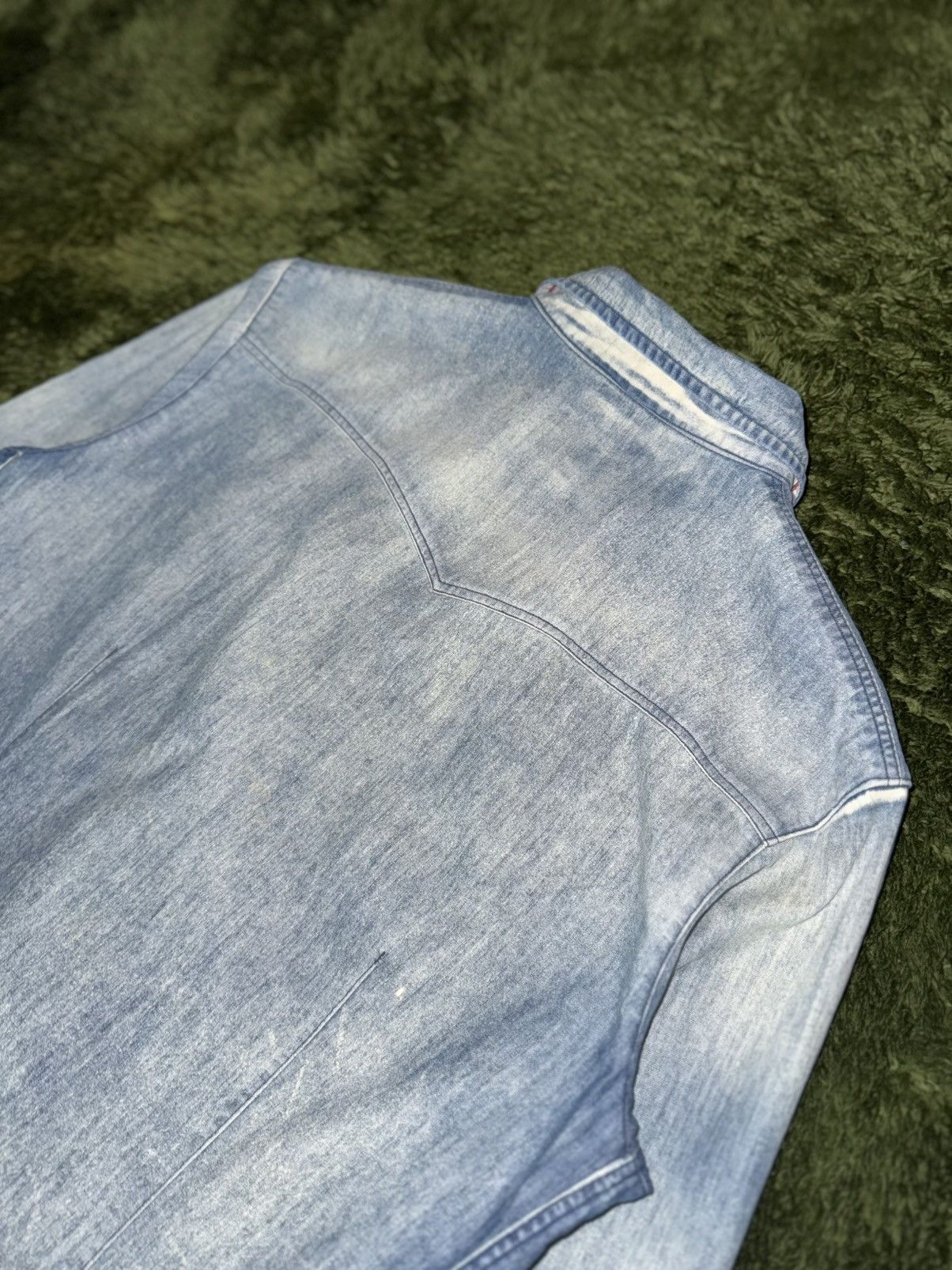Armani [EU L] Armani Jeans Vintage Washed Western Denim Shirt Size US L / EU 52-54 / 3 - 9 Thumbnail