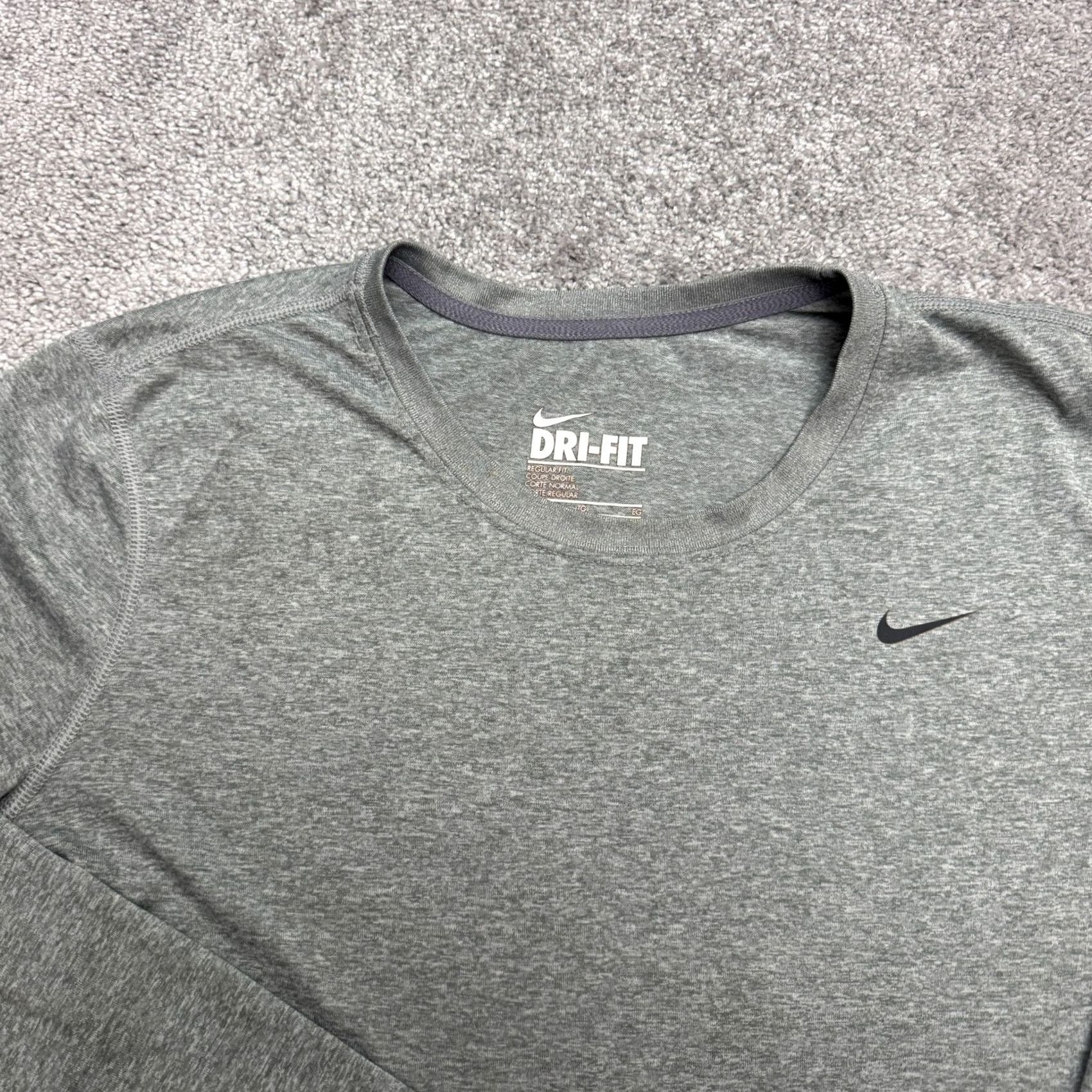 Nike Nike Dri-Fit Long Sleeve Active T-Shirt Men XL Heather Gray Crew Neck Activewear Size US XL / EU 56 / 4 - 3 Thumbnail