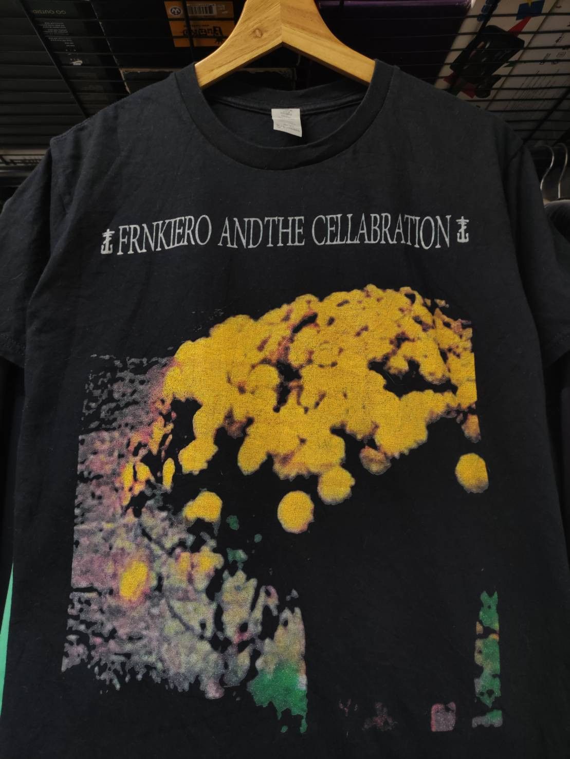 Band Tees Frnkiero Andthe Cellabration " Flower " T-Shirt Size US M / EU 48-50 / 2 - 1 Thumbnail