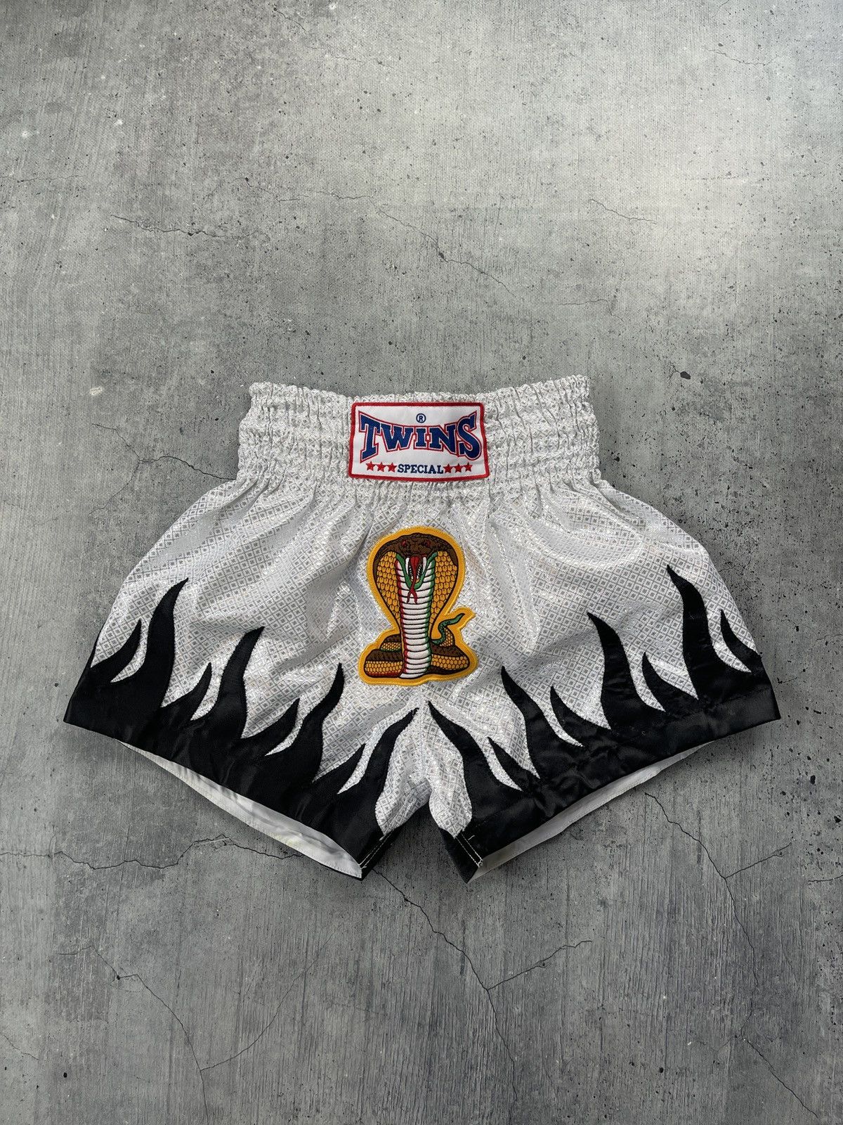 Twins × Vintage Vintage Rare Sneak Twins Shorts Size US 36 / EU 52 - 2 Thumbnail