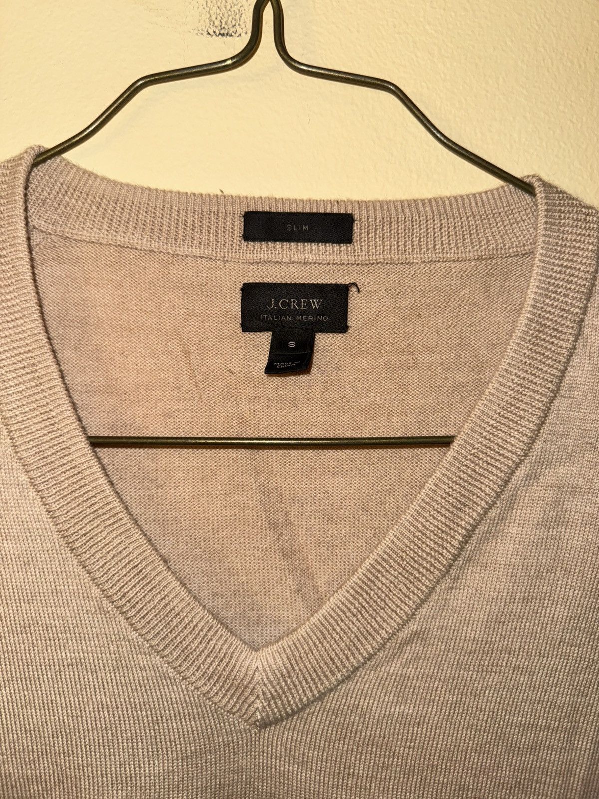 J.Crew J Crew Men’s Merino Wool V-Neck Sweater, Slim Small Size US S / EU 44-46 / 1 - 2 Thumbnail
