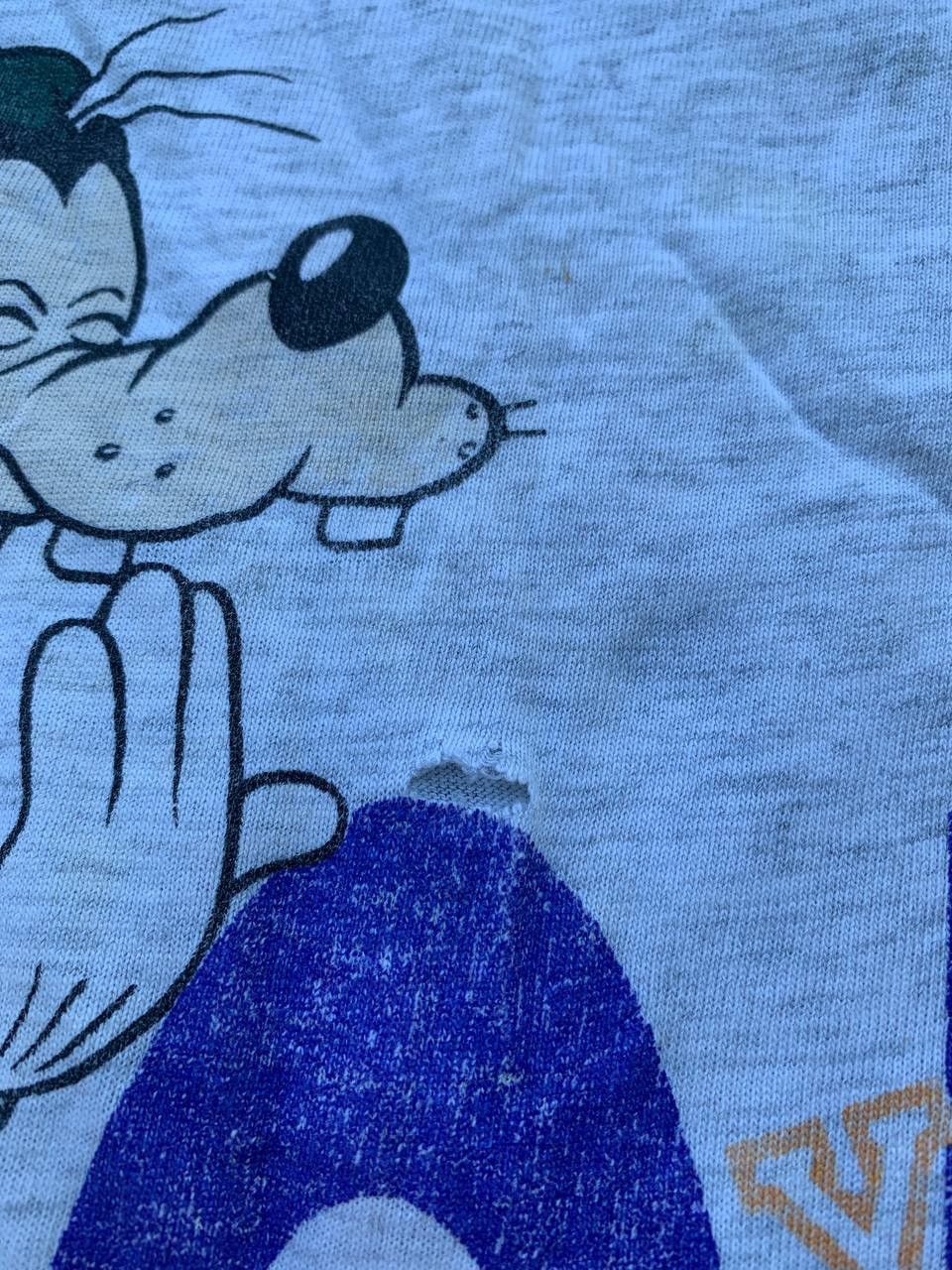 Disney × Vintage Vintage 90s Disney Goofy Single Stitch T-shirt Distressed Size US XL / EU 56 / 4 - 3 Thumbnail