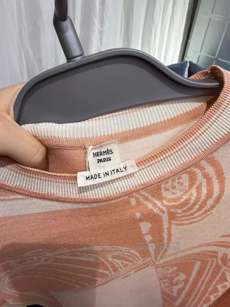 Hermes Hermes Pink and White Color Block Knit Short Sleeve Size XS / US 0-2 / IT 36-38 - 3 Thumbnail