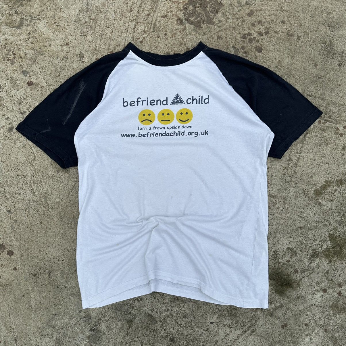Vintage Vintage Adult “ USA Basic Befriend Child” T-shirts Joke Y2K Size US XL / EU 56 / 4 - 1 Thumbnail