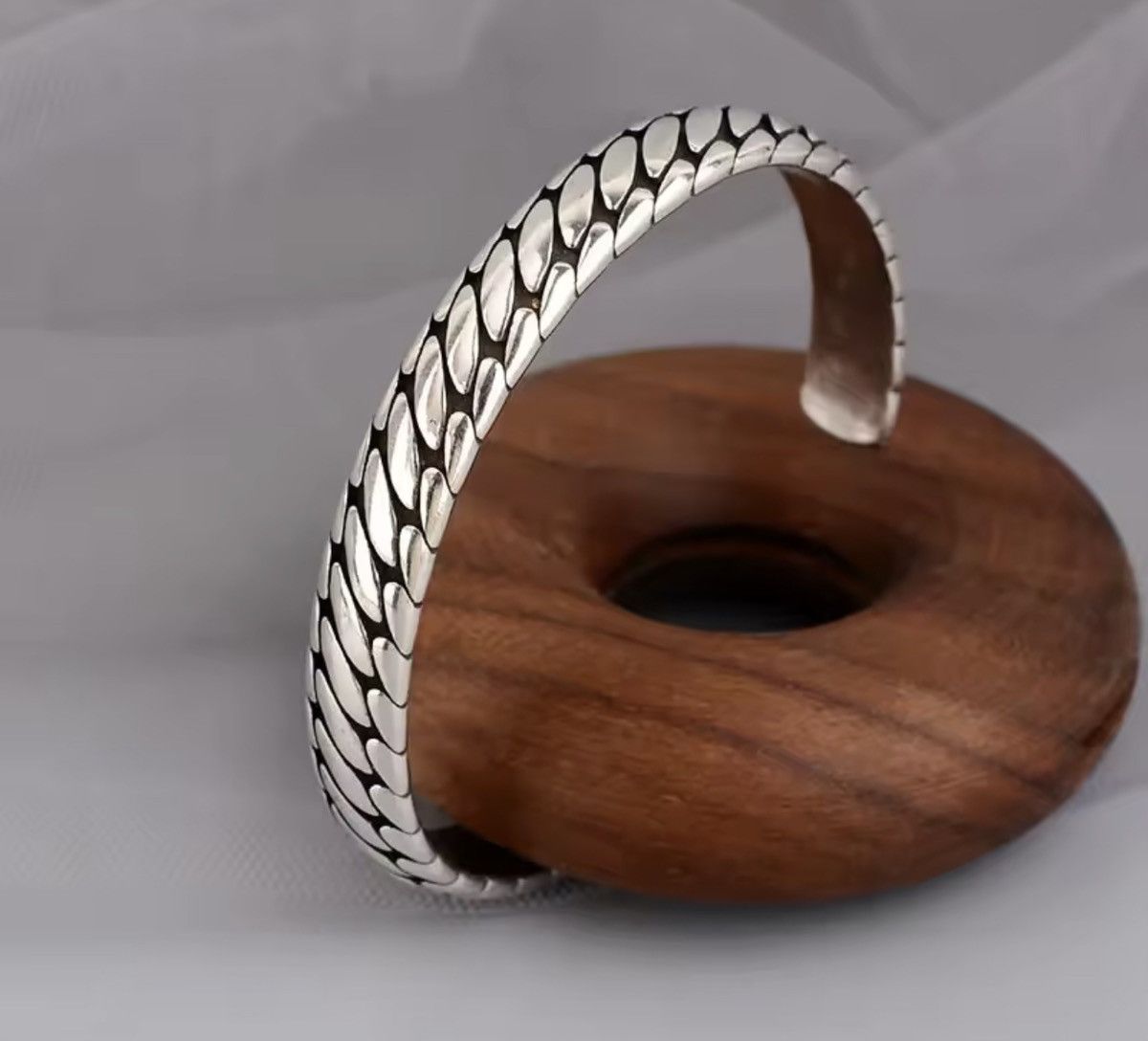 Jewelry Cuff Bracelet Size ONE SIZE - 1 Thumbnail
