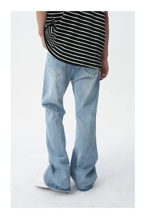 Other Light blue washed flared jeans trend Size US 32 / EU 48 - 6 Thumbnail