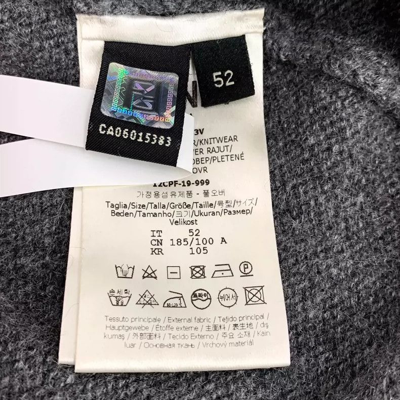 Fendi FENDI Dark Gray Logo Letter Embroidered Crew Neck Long Sle Size US L / EU 52-54 / 3 - 7 Thumbnail