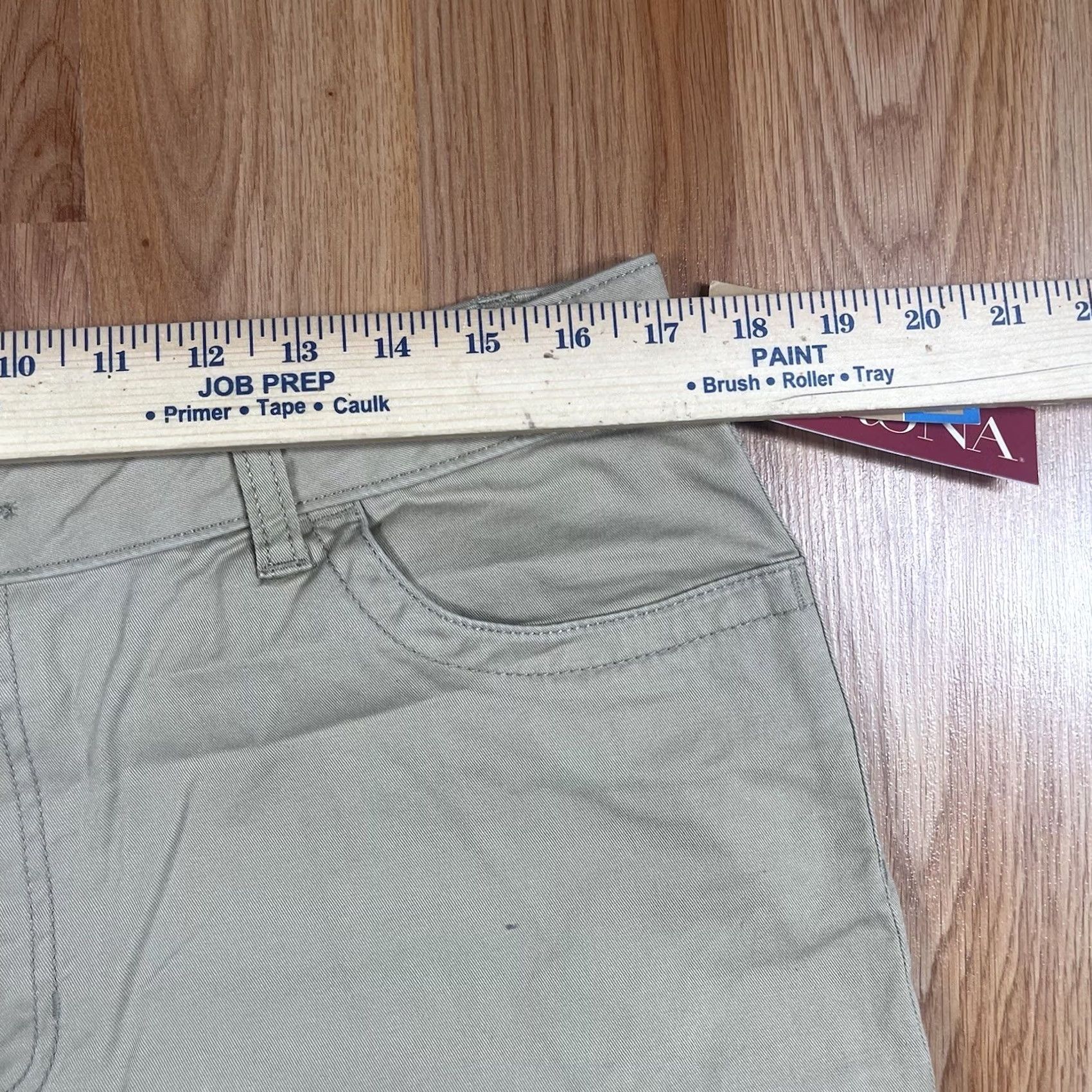 Merona Merona Womens 14 Chino Capri CropCapri Pants Relaxed Hip & Thigh Stretch 23in Inseam Beige NWT Holiday? Size 36" / US 14 / IT 50 - 4 Thumbnail