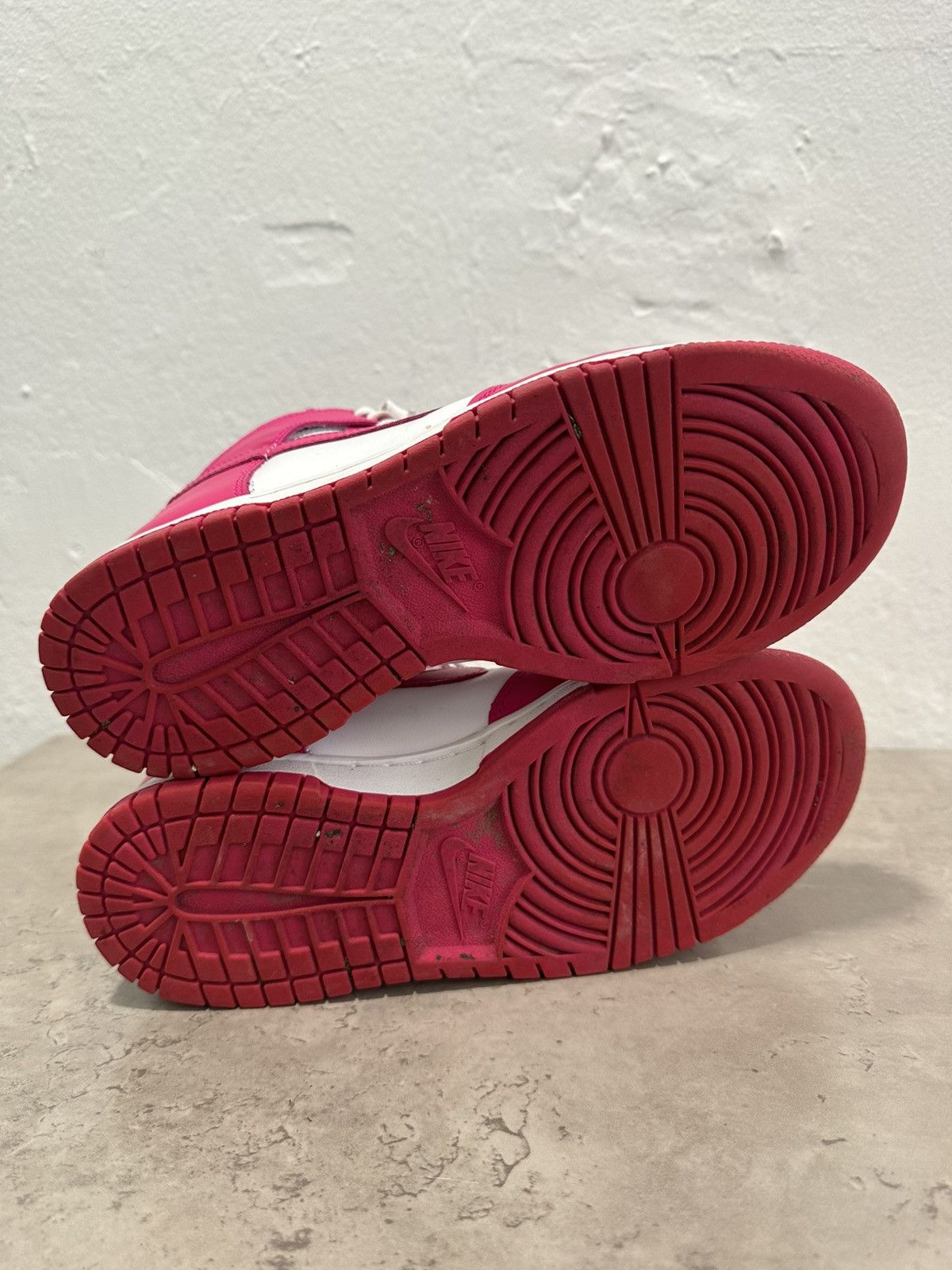 Nike Nike Dunk High PINK Size US 7 / IT 37 - 9 Thumbnail