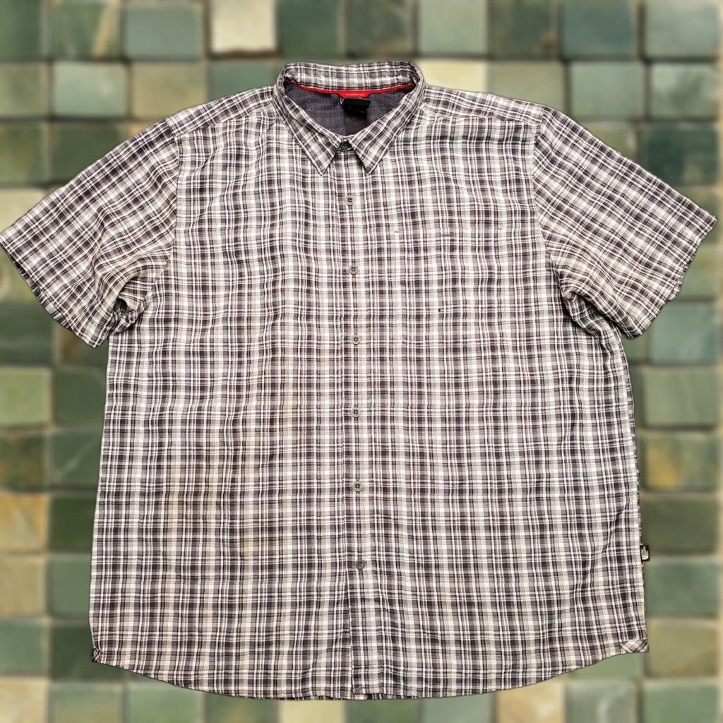 The North Face VINTAGE The North Face Shirt Mens XXL Gray Plaid Short Sleeve Button Outdoor Casual Modal Size US XXL / EU 58 / 5 - 1 Thumbnail