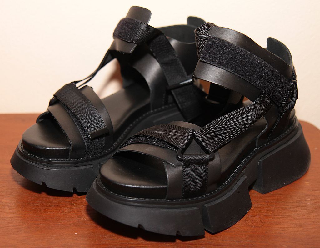 image of Julius New 787Fwm2 Black Leather Polygon Platform Sandals, Men's (Size 9)