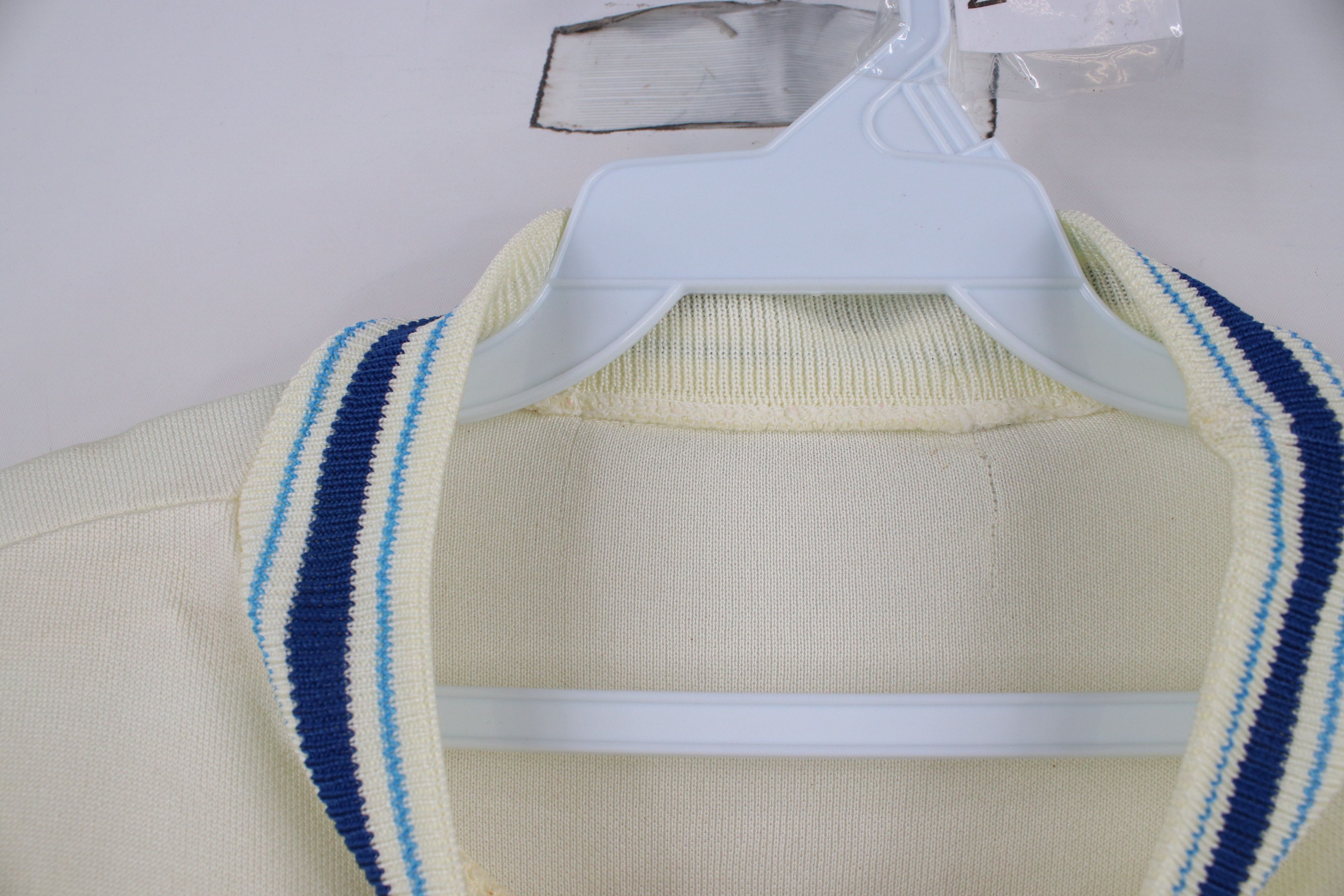 Vintage Vintage 60s 70s Streetwear Knit Long Sleeve T-Shirt Yellow Size US M / EU 48-50 / 2 - 5 Thumbnail