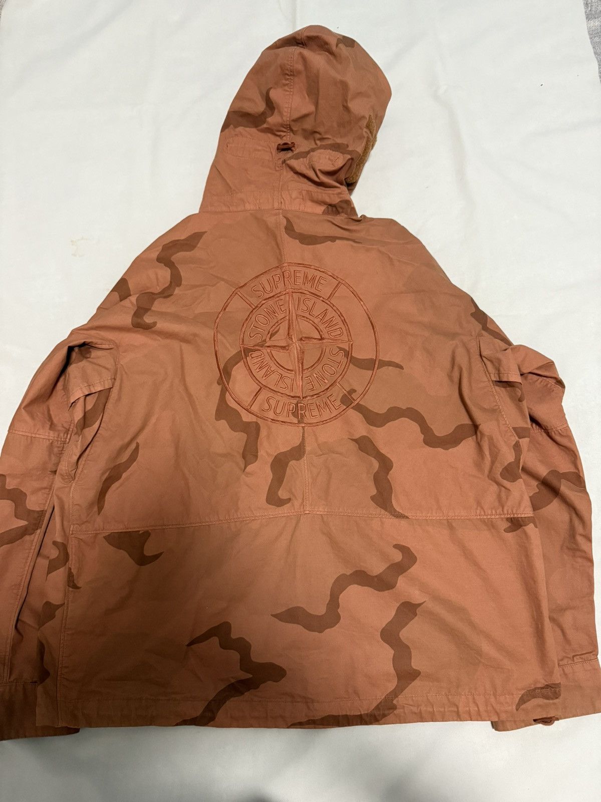 Stone Island × Supreme Supreme stone island Riot mask camo jacket parka coral camo Size US S / EU 44-46 / 1 - 2 Thumbnail