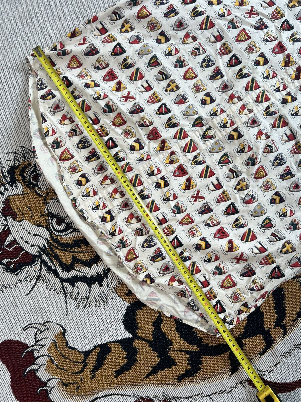 Tommy Hilfiger × Vintage Tommy Hilfiger vintage 90s cream & multi-coloured shirt Size US XXL / EU 58 / 5 - 9 Thumbnail