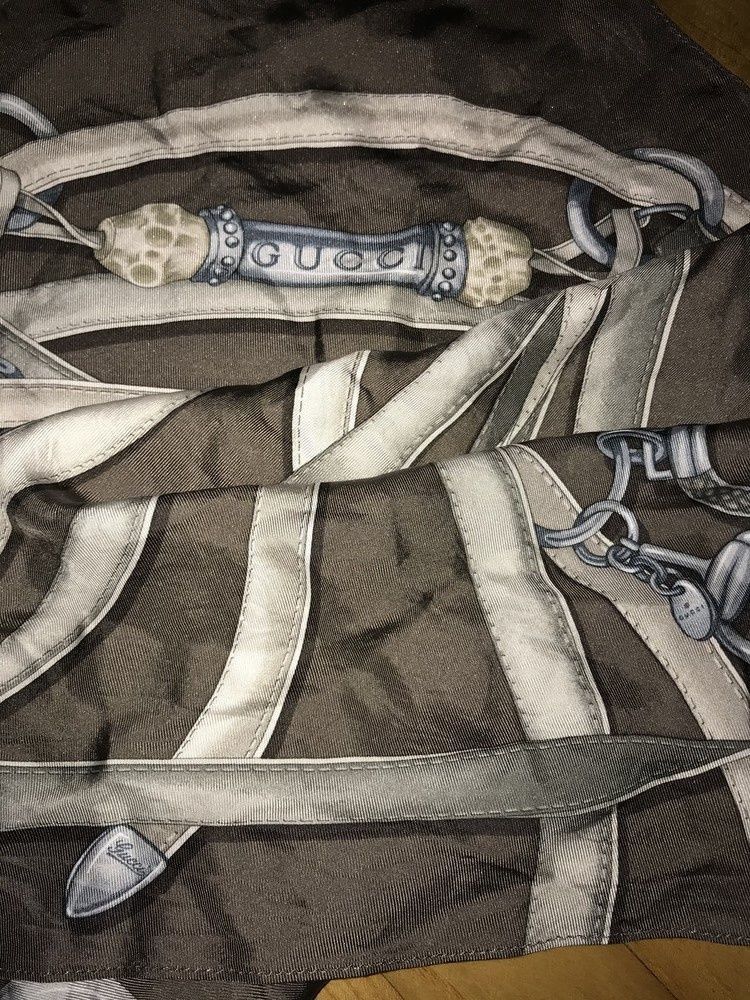 Gucci Gucci Vintage Silk Scarf Top Blouse Size S / US 4 / IT 40 - 4 Thumbnail