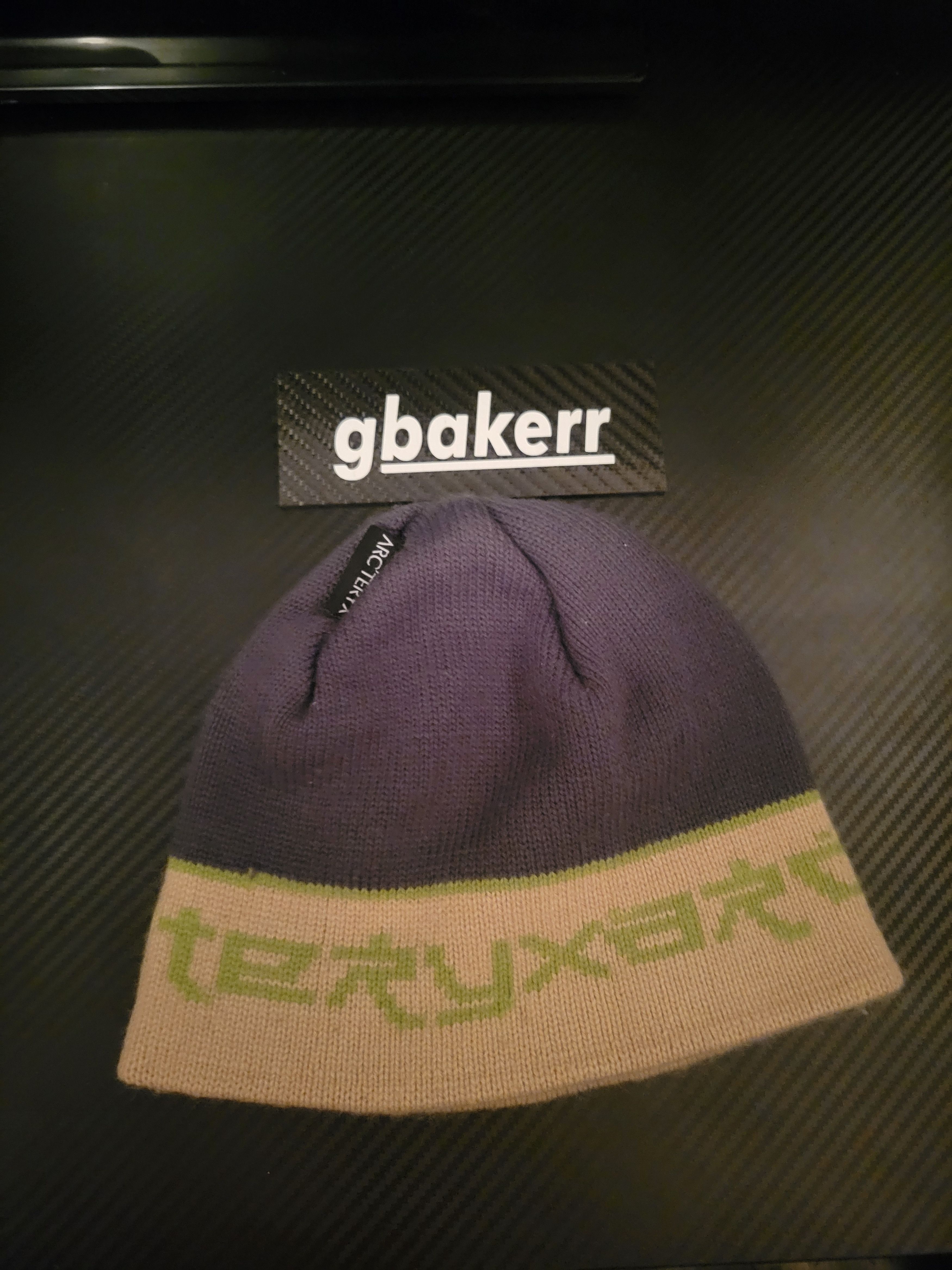 image of Arcteryx 2001 Word Toque in Grey, Men's