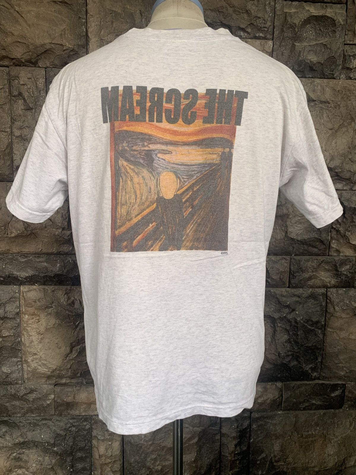 Arts & Science Vintage The Scream Edward Munich Otsuka Museum Of Art Tshirt Size US M / EU 48-50 / 2 - 6 Thumbnail