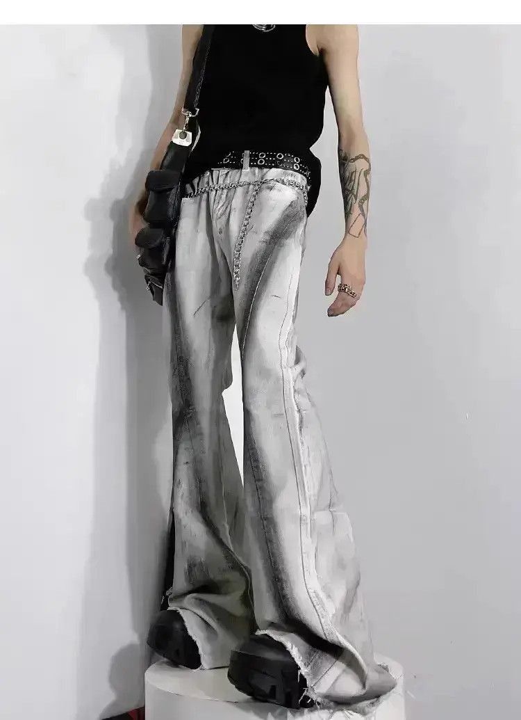 Japanese Brand Retro spray painted micro horn jeans Size US 32 / EU 48 - 3 Thumbnail