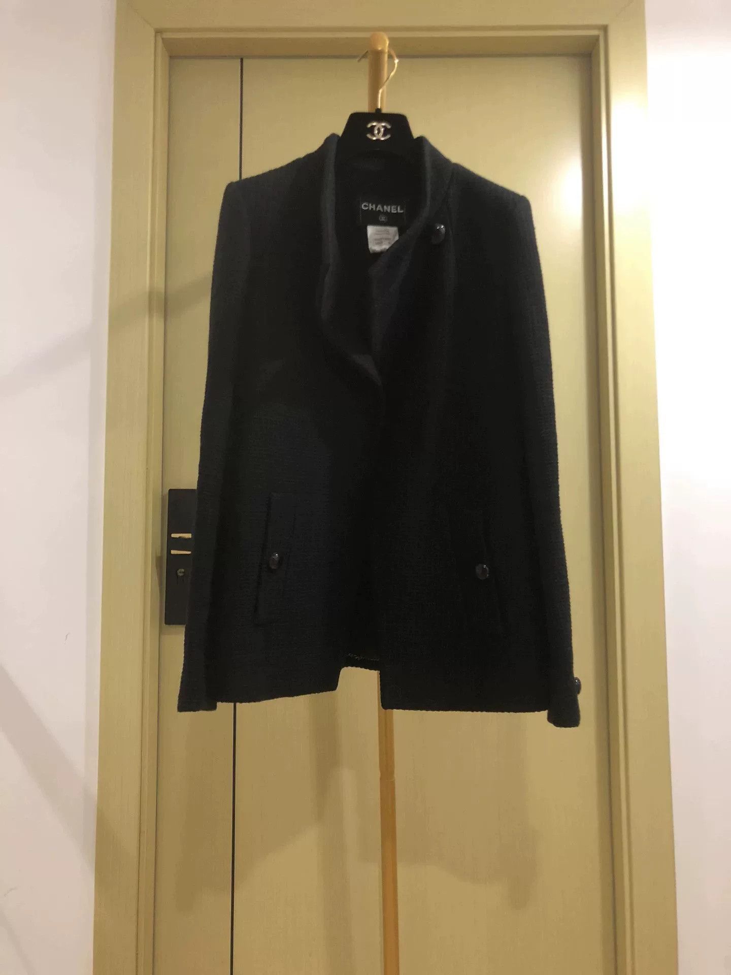 Chanel Authentic Chanel Black Boucle Jacket Size M / US 6-8 / IT 42-44 - 1 Thumbnail