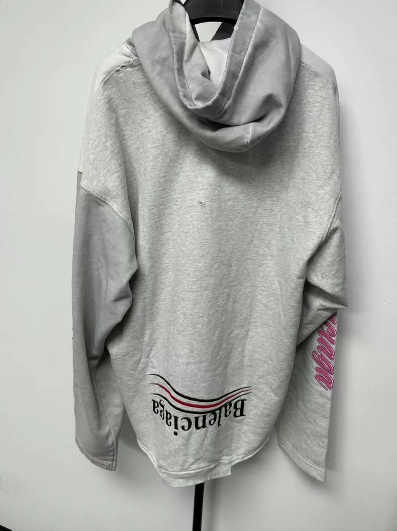 Balenciaga Balenciaga FW22 Upside Down Letter Printed Hooded Sweatshi Size US M / EU 48-50 / 2 - 3 Thumbnail