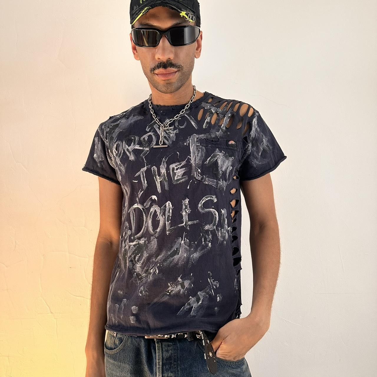 Dickies Dickies 'Protect The Dolls' Painted Navy T-shirt-Medium Size US M / EU 48-50 / 2 - 2 Thumbnail