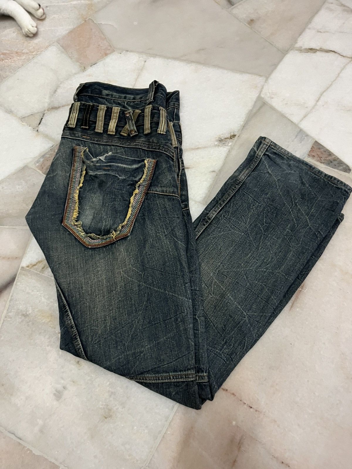 Japanese Brand DOUBLE WAIST DOMINATE HANDCRAFTED DISTRESED DENIM Size US 32 / EU 48 - 14 Thumbnail