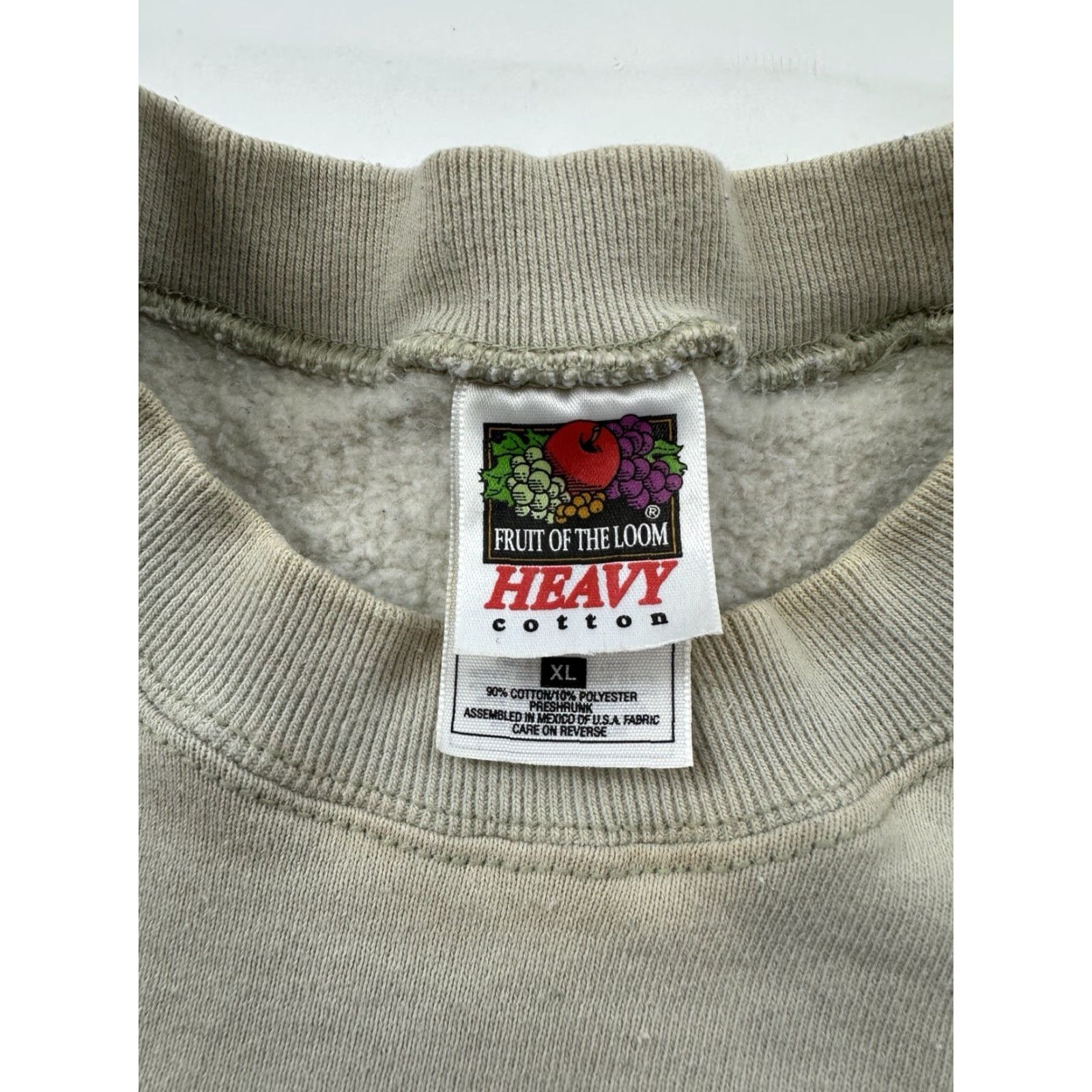 Fruit Of The Loom VINTAGE Shamrock Run Sweatshirt Mens XL Beige Portland Oregon 1997 Pullover Size US XL / EU 56 / 4 - 7 Thumbnail