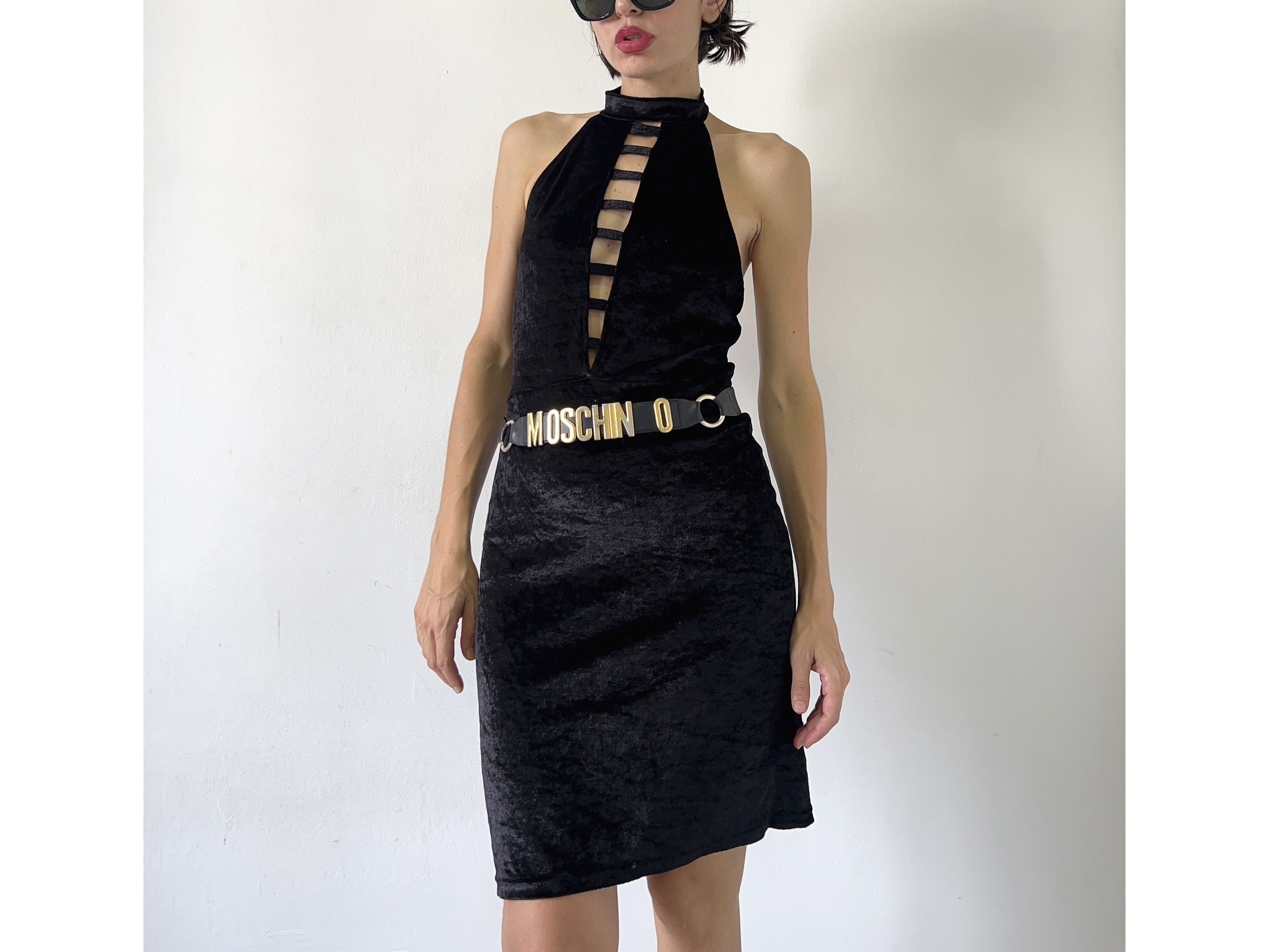 Vintage Vintage 90s Black Velvet Halter Backless Dress Size M / US 6-8 / IT 42-44 - 4 Thumbnail