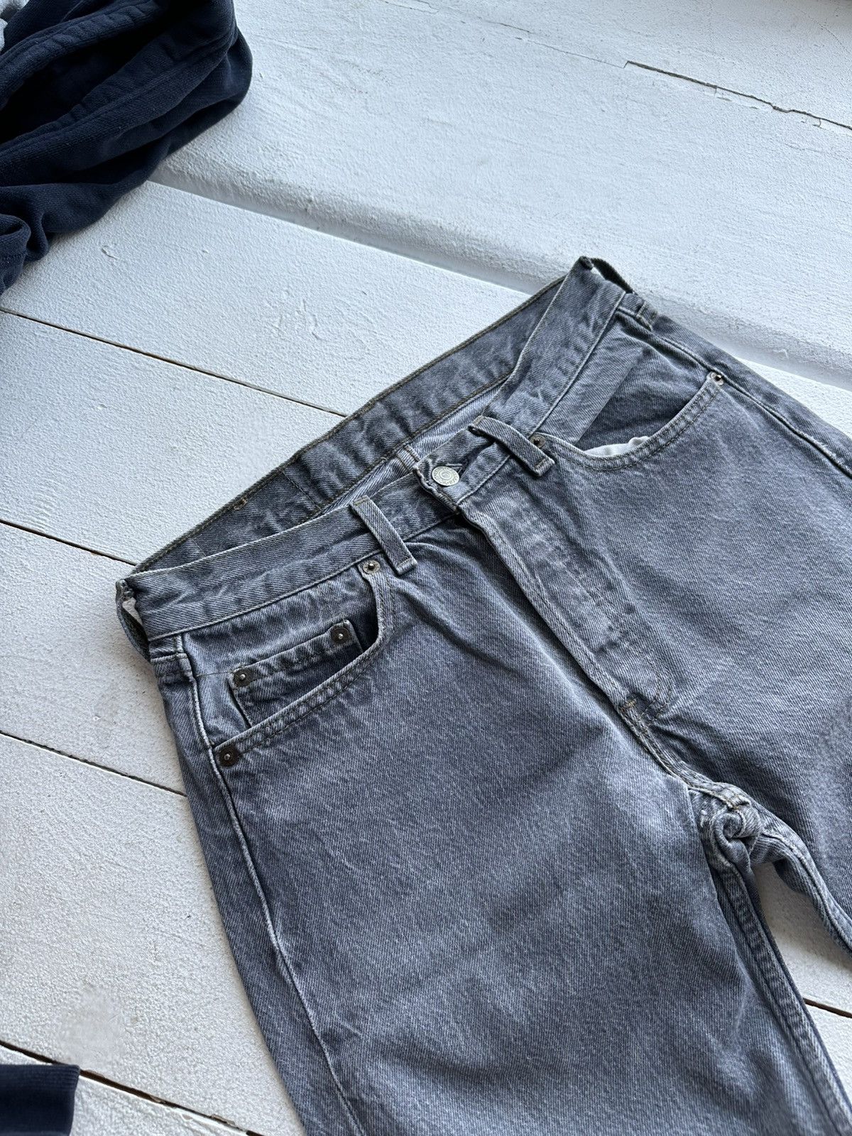 Levi's 🚨Vintage 90s Levis Jeans 501 LEGEND y2k Light Wash Denim Size US 30 / EU 46 - 2 Thumbnail