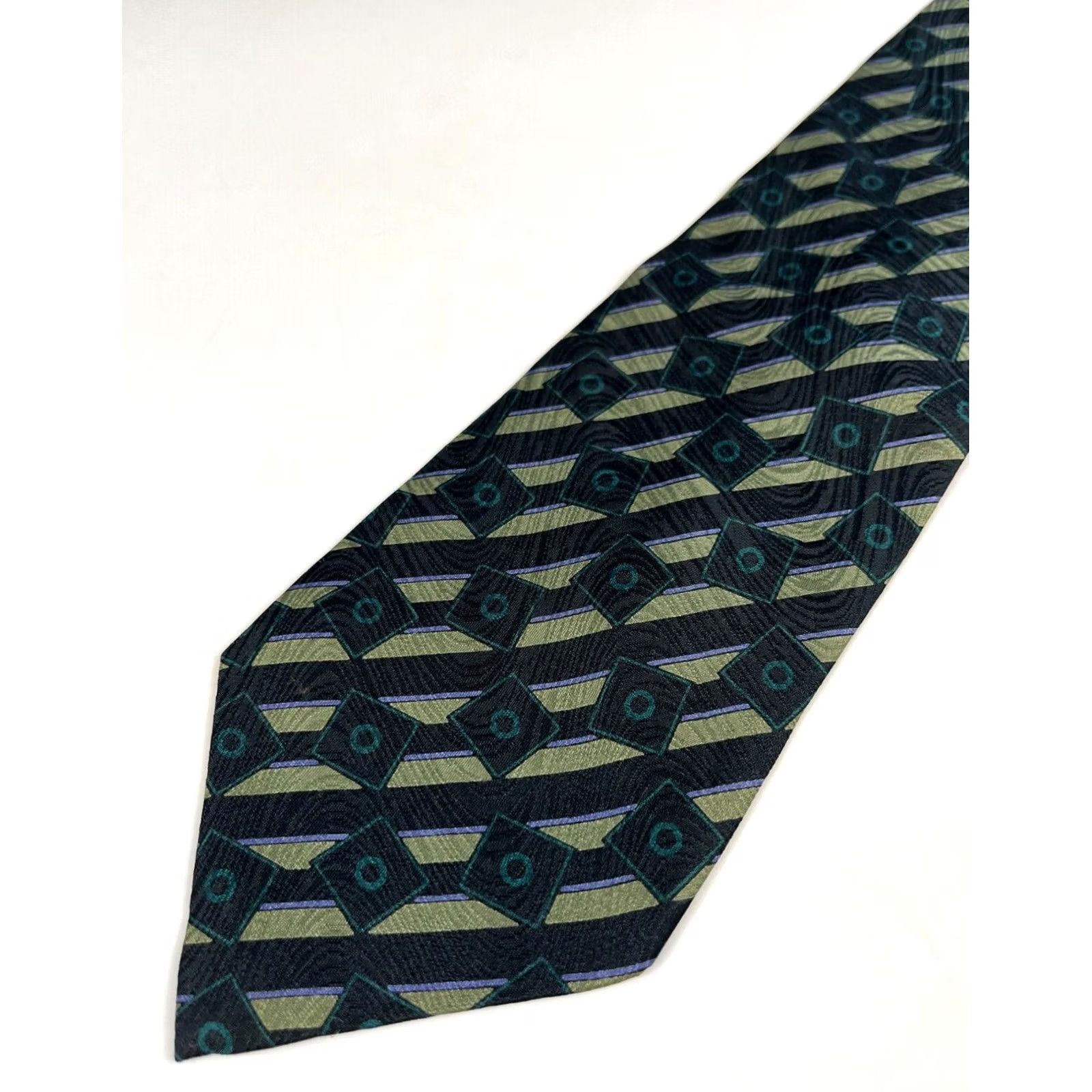 Giorgio Armani VINTAGE Giorgio Armani Cravatte Tie Geometric Silk Made in Italy Men’s Vintage Luxury Silk Tie 100% Silk Black Green 58" Wide 3.75" Mens Size ONE SIZE - 3 Thumbnail