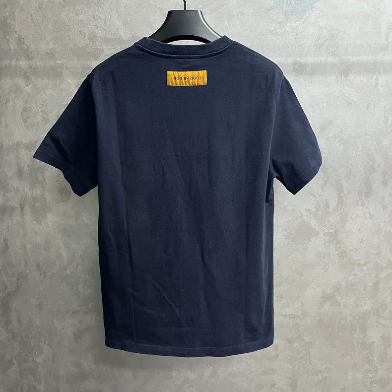 Louis Vuitton Louis Vuitton Navy Blue Floral Embroidered Short Sleeve Size US M / EU 48-50 / 2 - 5 Thumbnail
