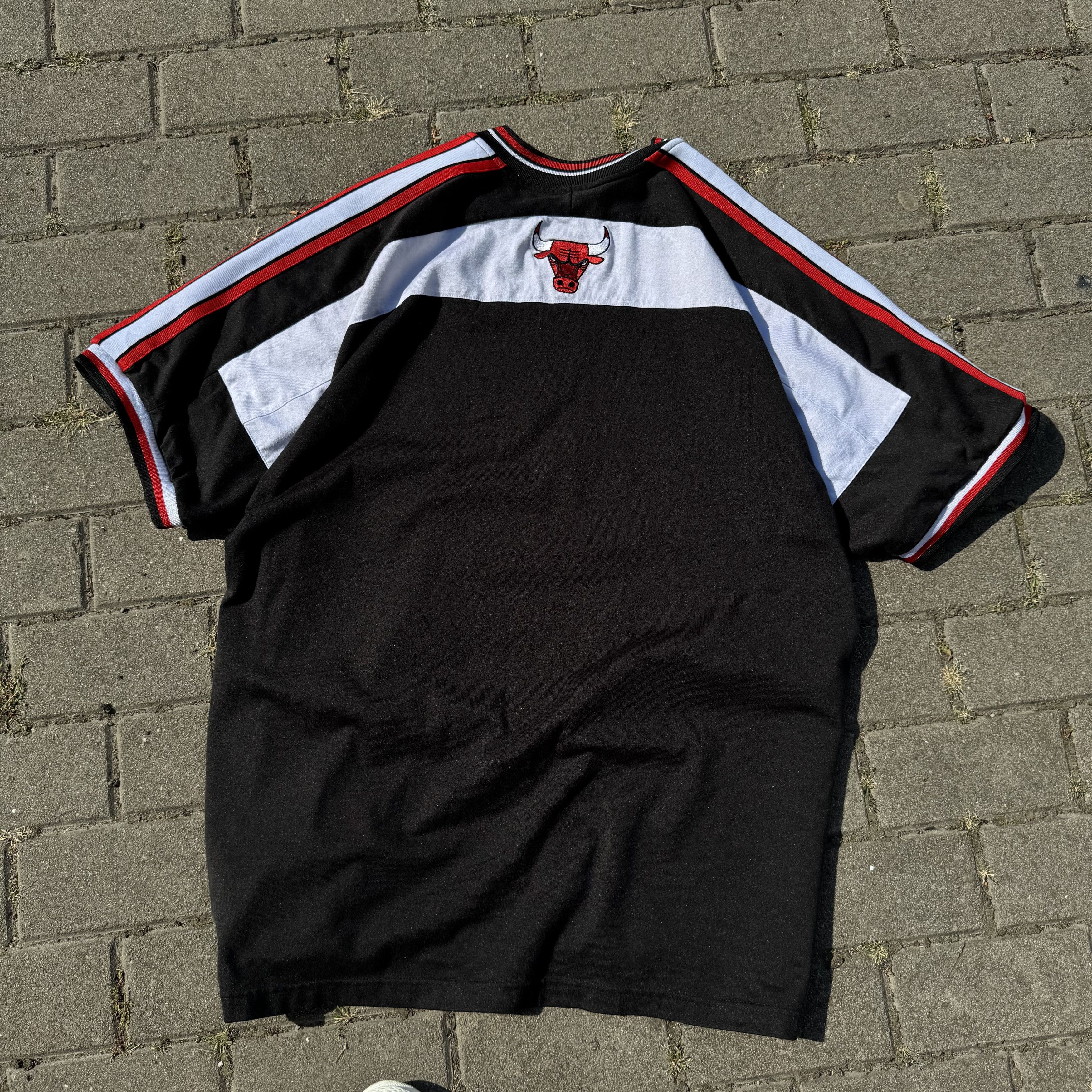 Jordan Brand Vintage Chicago Bulls 1996-1997 Warm Up Shooting Shirt Size US XXL / EU 58 / 5 - 3 Thumbnail