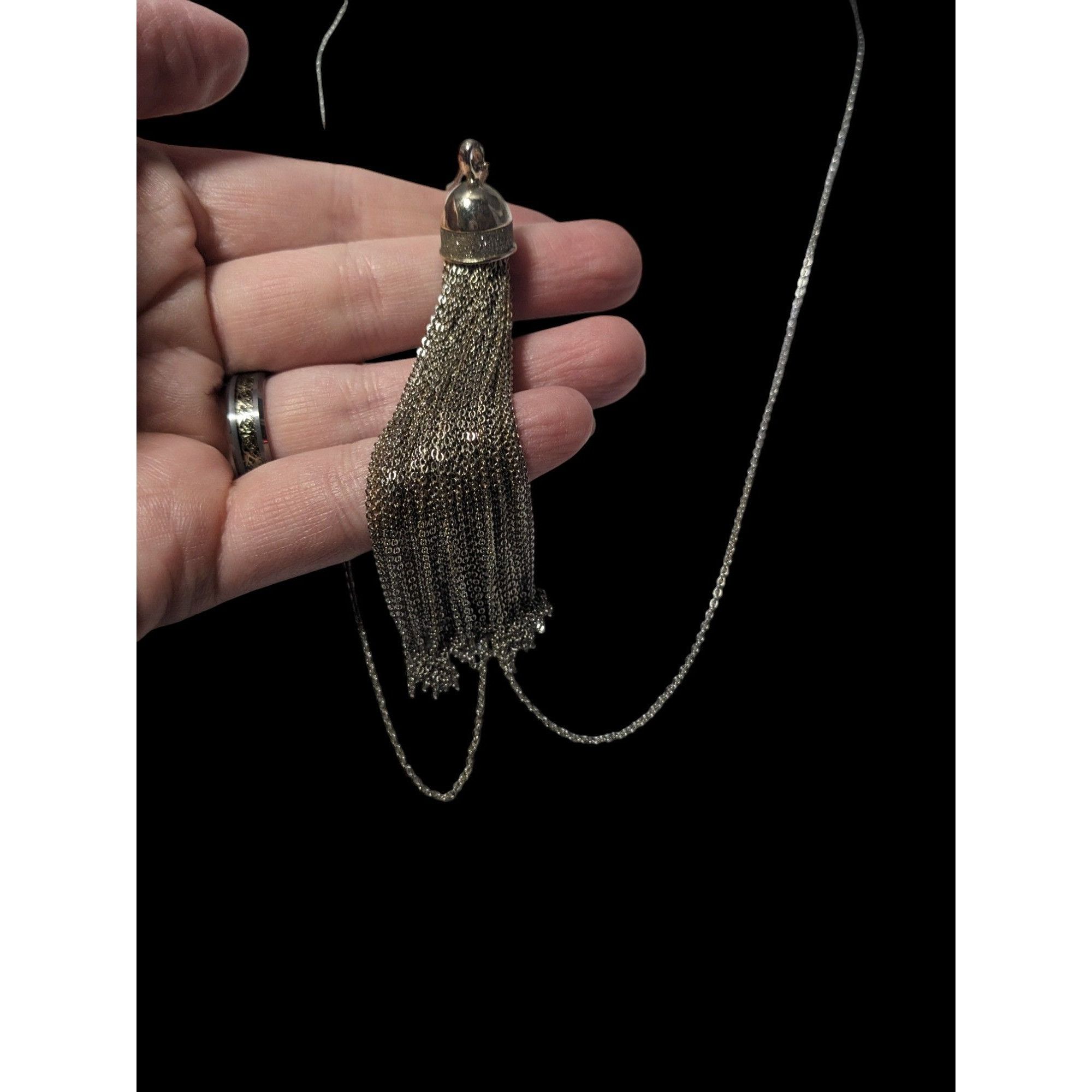 Loft Loft Silver Tone Fine Chain Glitter Tassel Necklace Size ONE SIZE - 4 Thumbnail