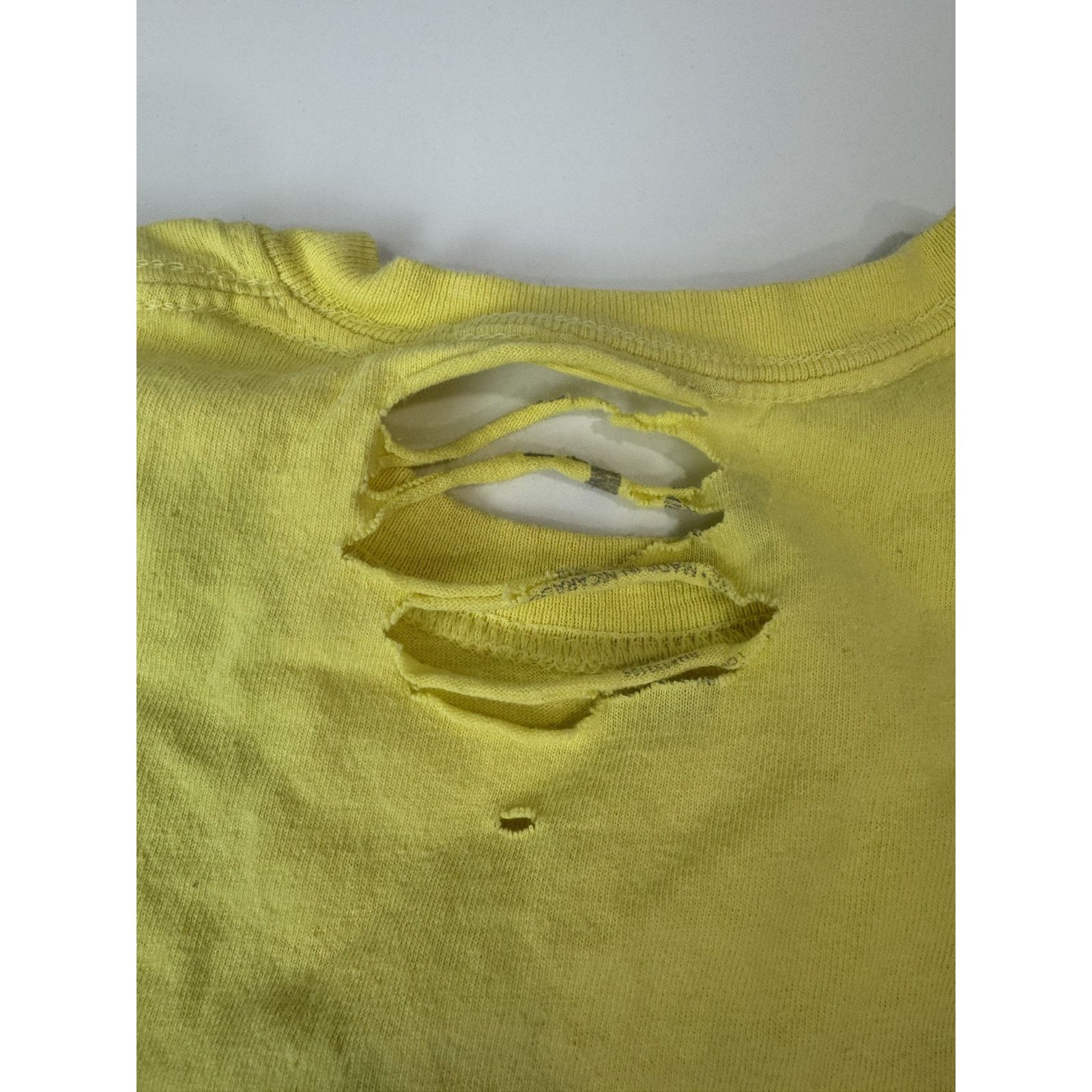 Other TLC Tee Shirt Yellow Lisa Lopes Distressed 90s Medium Size M / US 6-8 / IT 42-44 - 7 Thumbnail