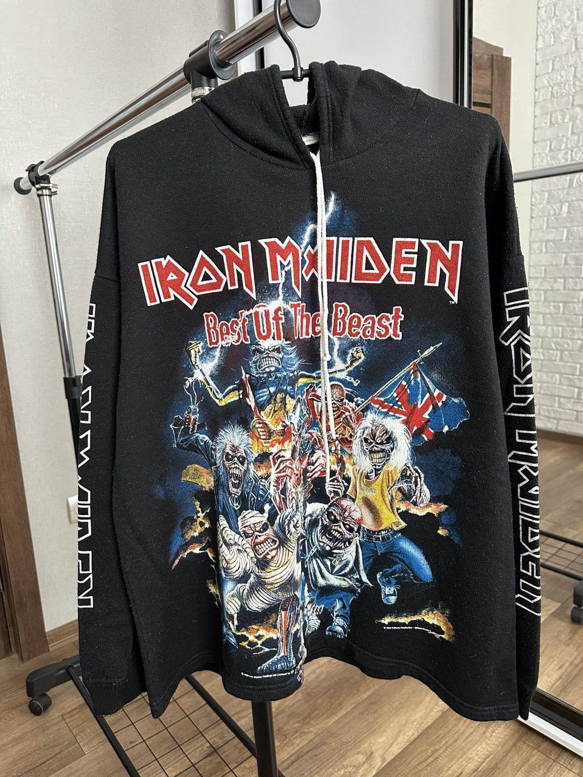 Iron Maiden 1999 Iron Maiden Best Of The Beast Vintage Hoodie Pullover Size US L / EU 52-54 / 3 - 3 Thumbnail