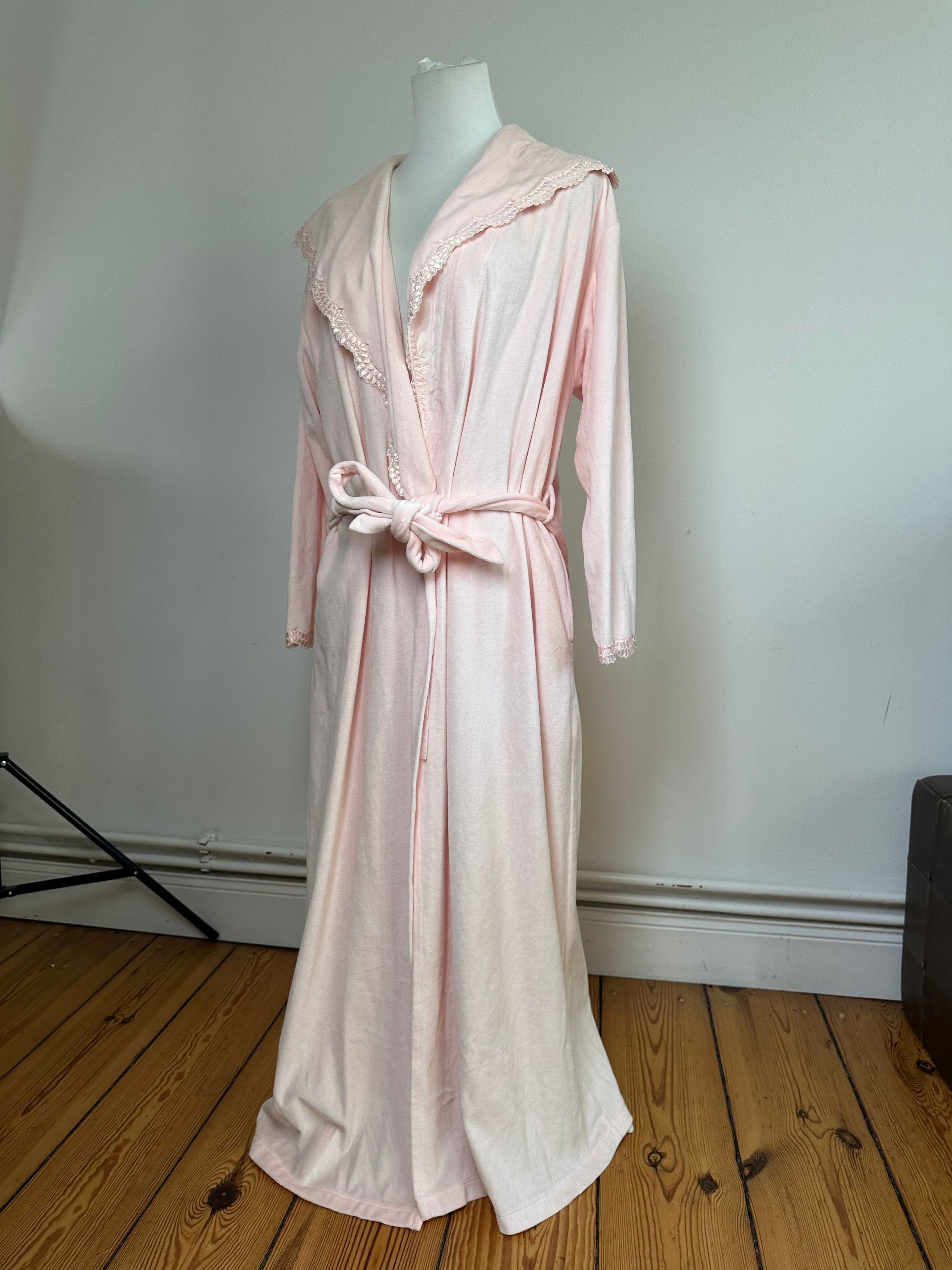 Dior Vintage Christian Velour Bathrobe Pink M Size M / US 6-8 / IT 42-44 - 1 Thumbnail