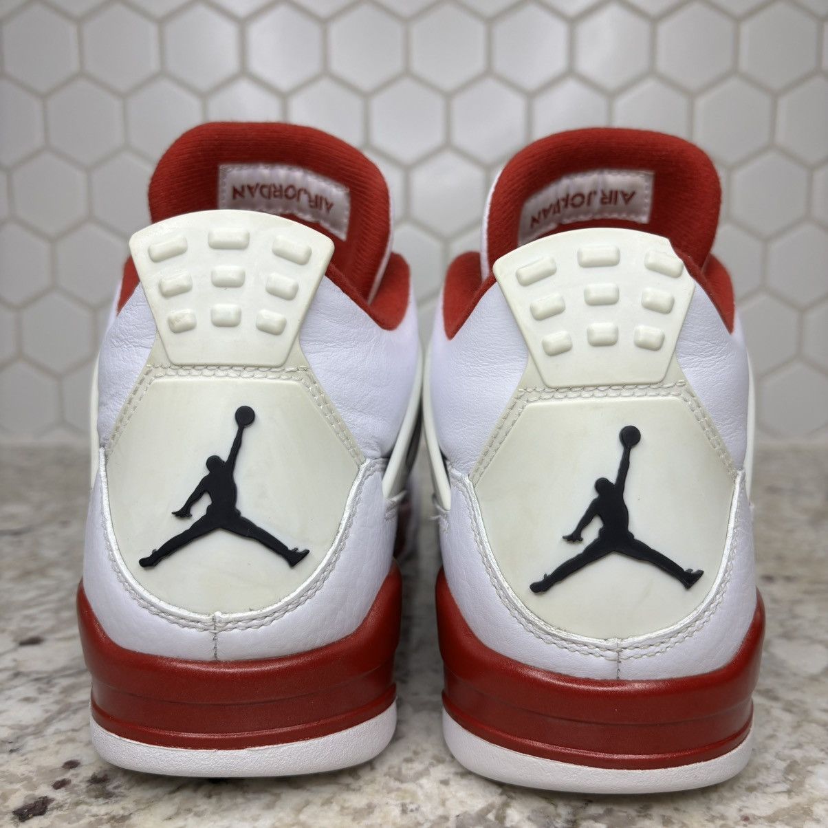 Jordan Brand Size 8-Jordan 4 Retro Alternate 89 CLEAN NO BOX Size US 8 / EU 41 - 9 Thumbnail