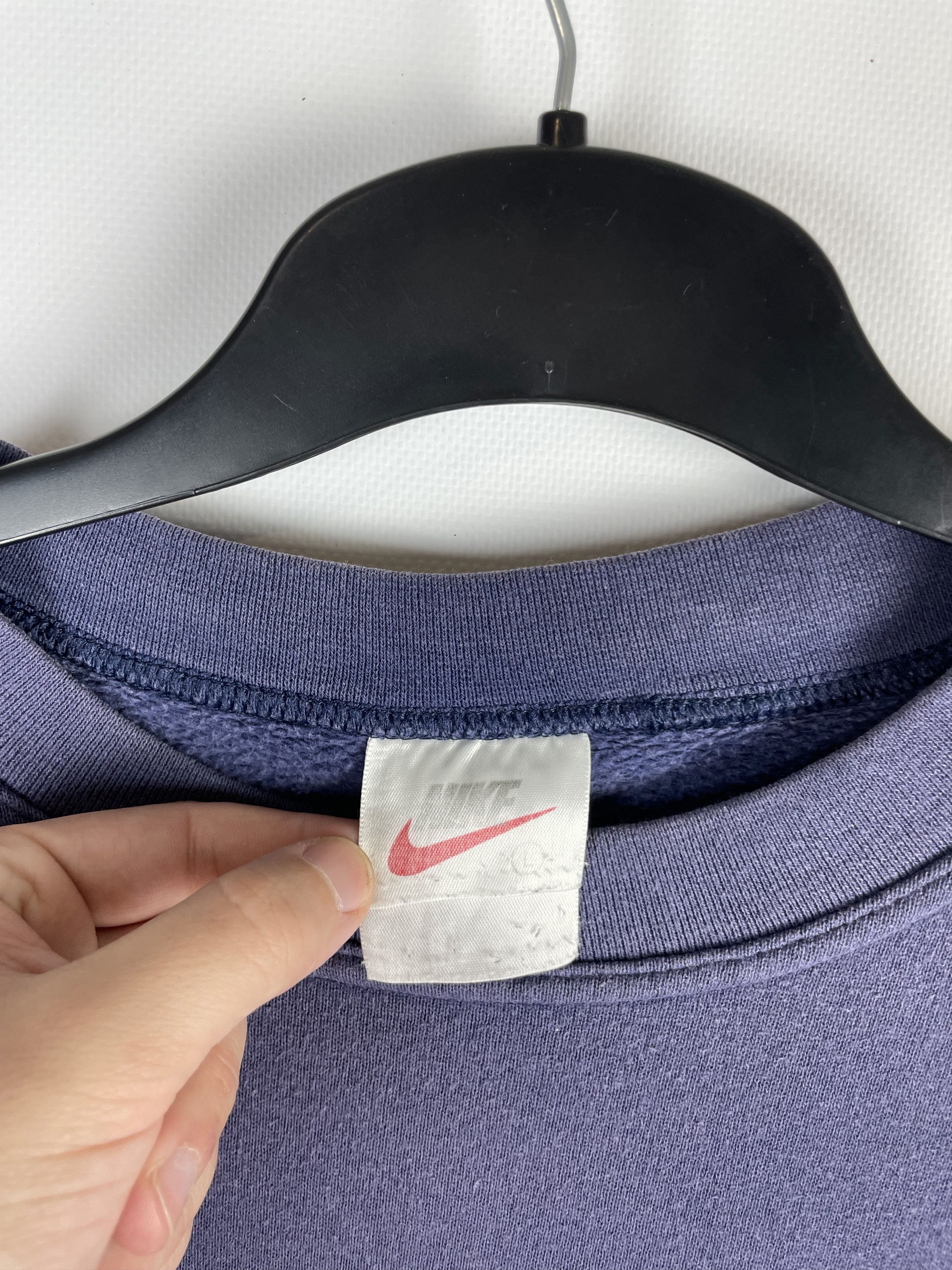 Nike 90’s Nike Town Crewneck Size US L / EU 52-54 / 3 - 6 Thumbnail
