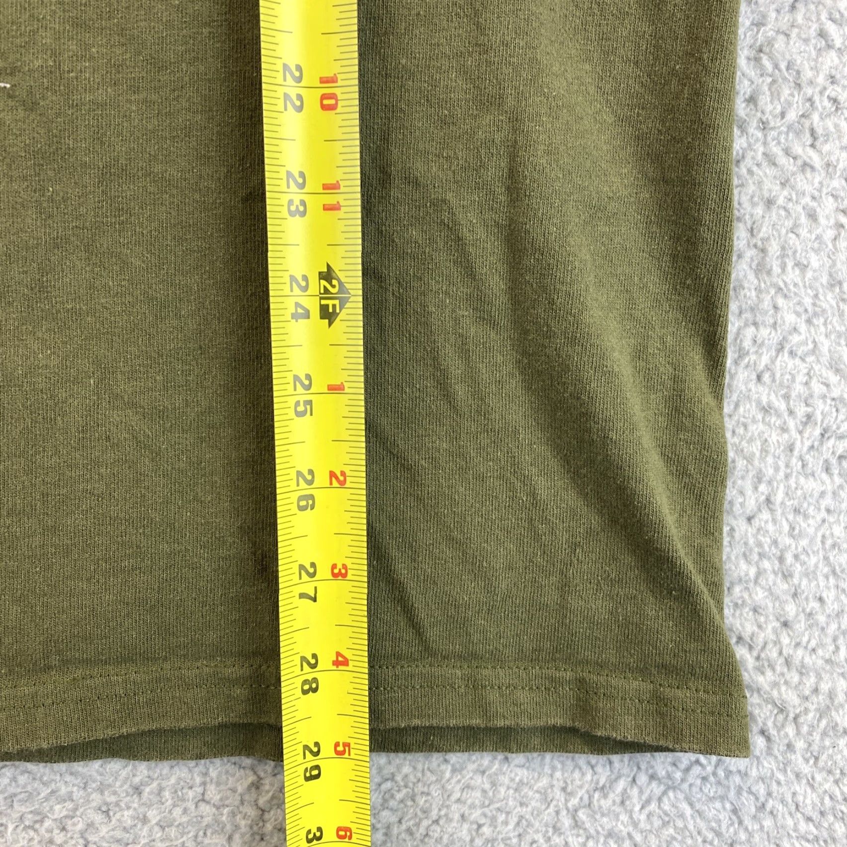 Champion Vintage Champion Classic Logo Graphic T Shirt size XL Green 53-2 Chest Logo Tee Center Size US XL / EU 56 / 4 - 5 Thumbnail