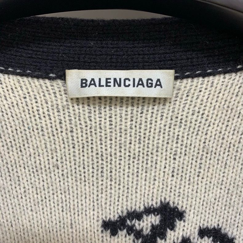 Balenciaga Balenciaga Black and white bullet screen full print cardiga Size US S / EU 44-46 / 1 - 3 Thumbnail