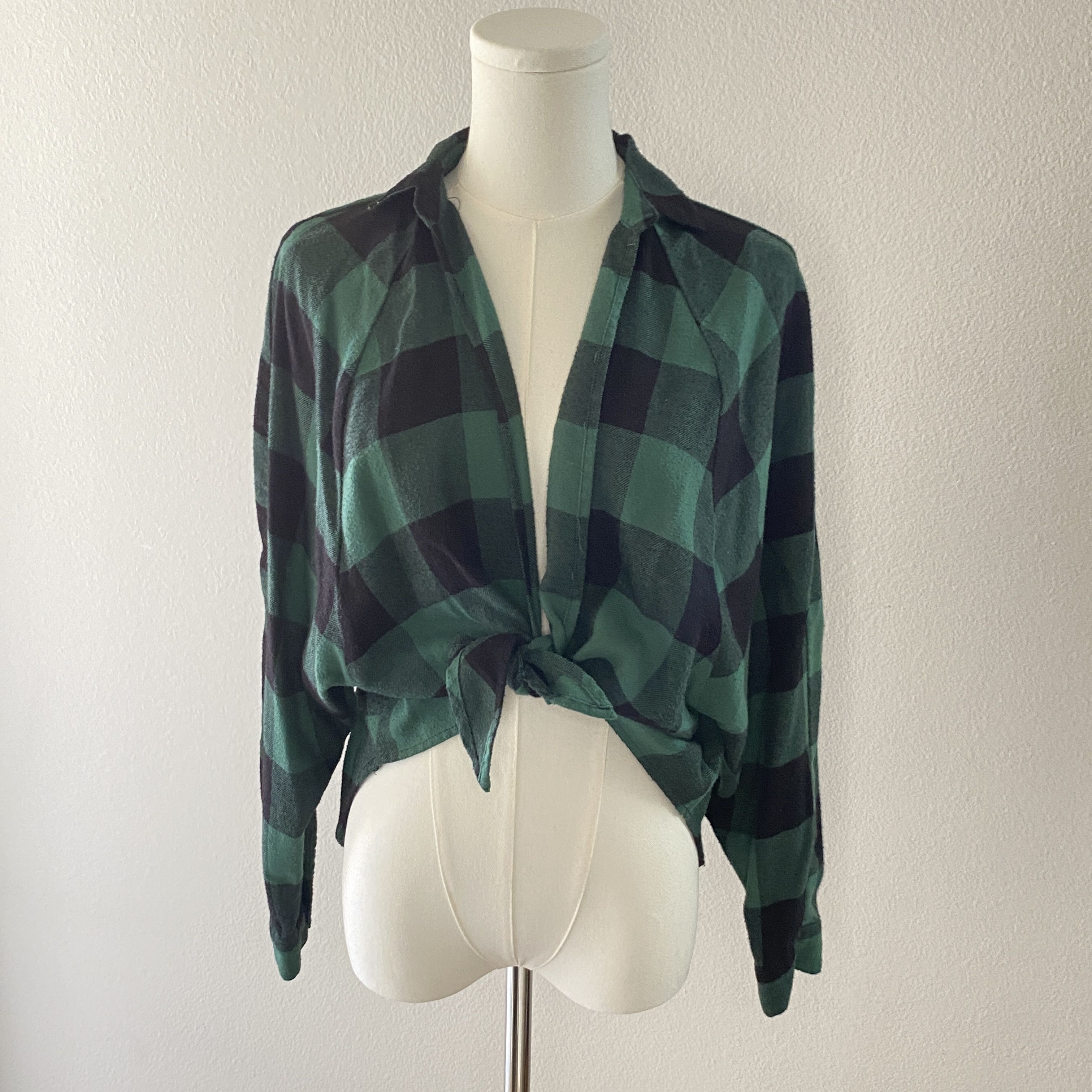 Urban Outfitters BDG Urban Outfitters Green Black Plaid Tie Front Flannel Top Size XS / US 0-2 / IT 36-38 - 1 Thumbnail